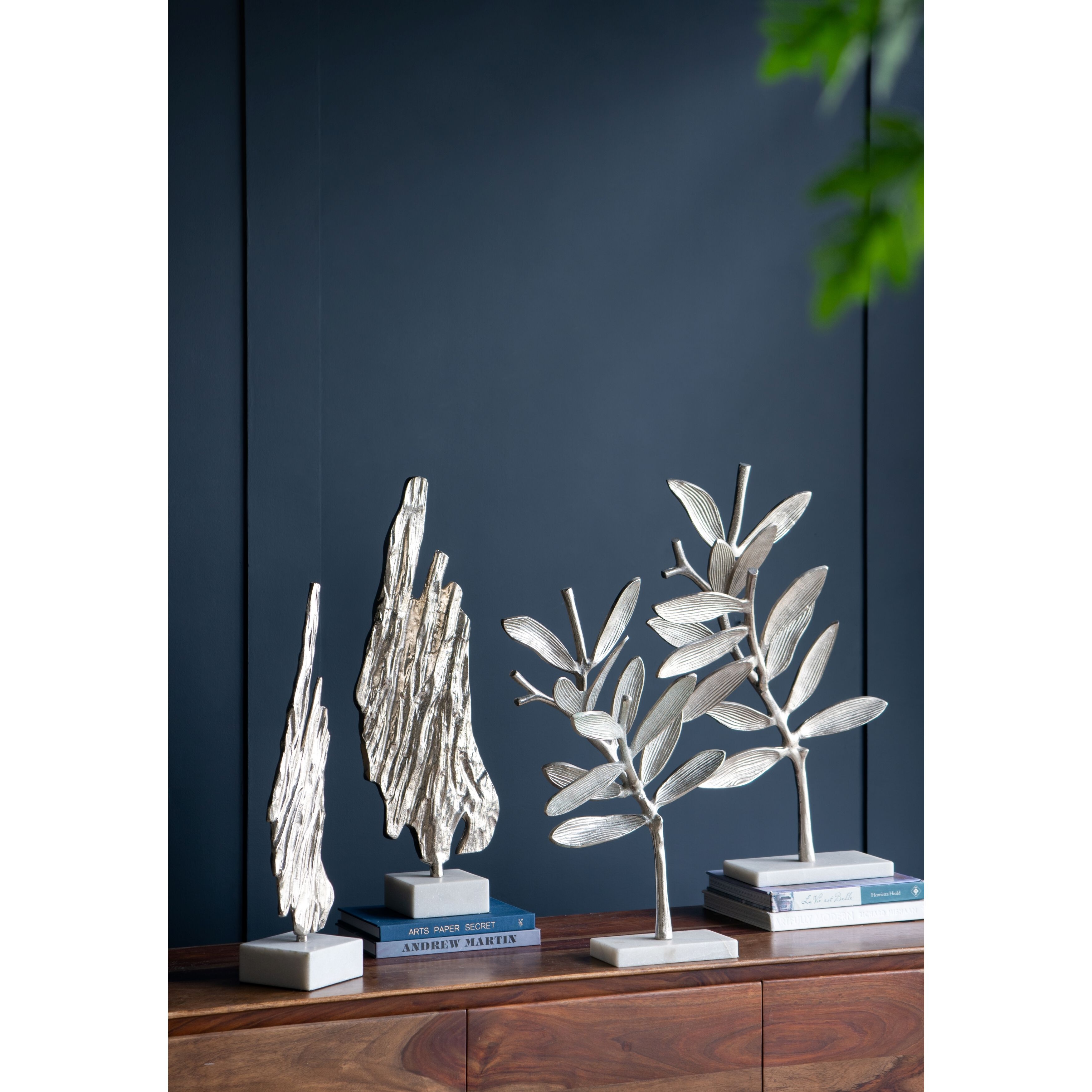 Intrinsic Silver/White Statuaries