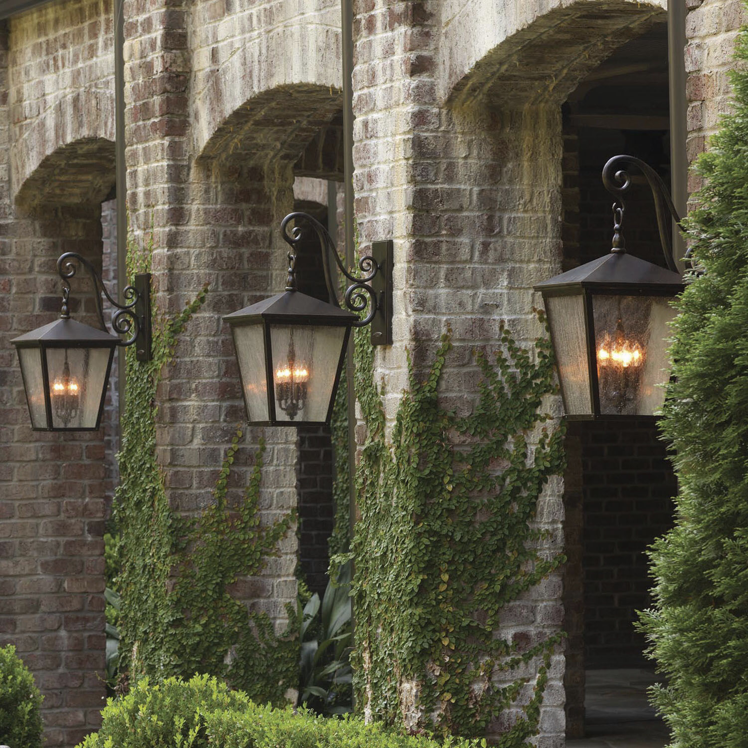 Hinkley exterior lighting 2025