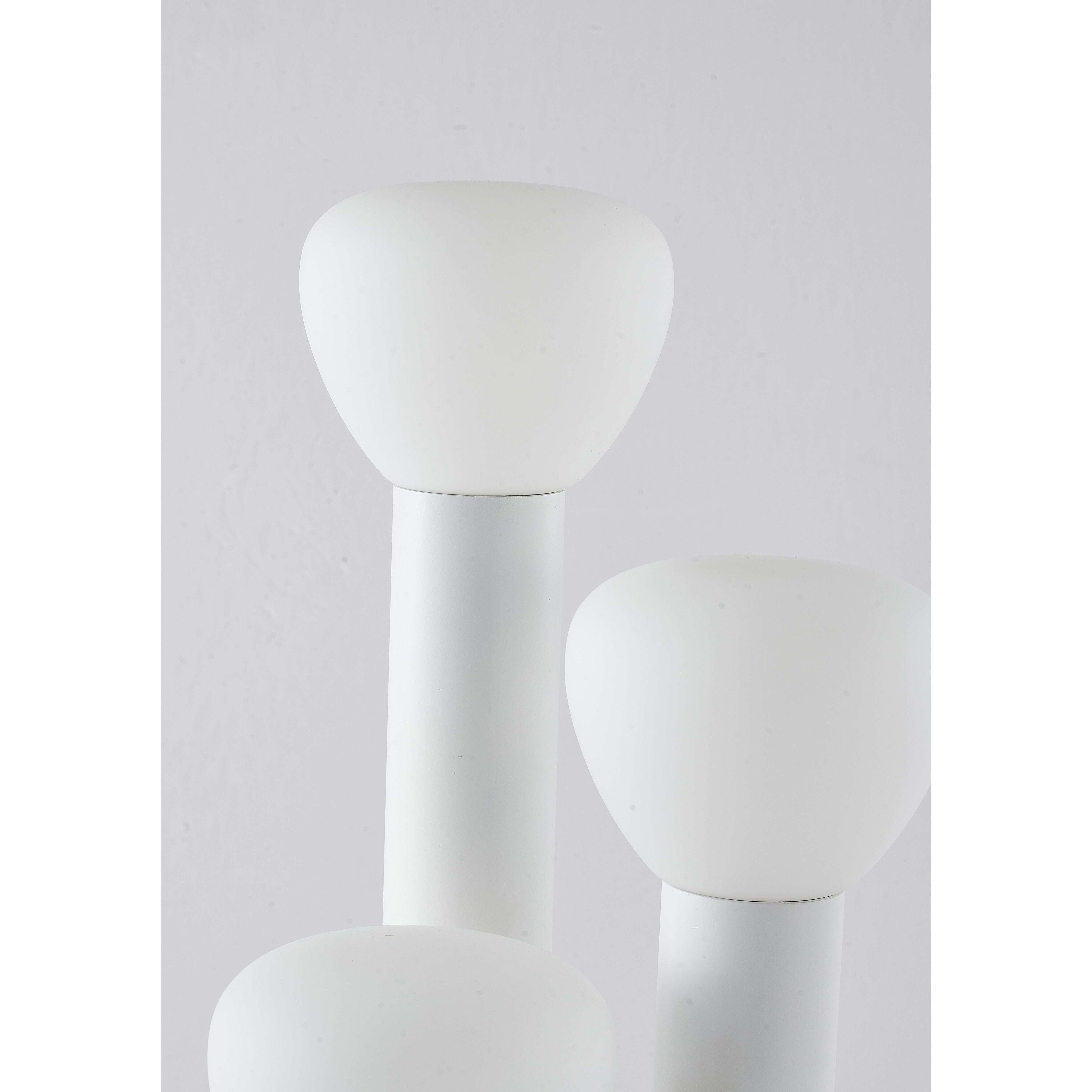 Canada 17.7 inch 40.00 watt White Table Lamp Portable Light