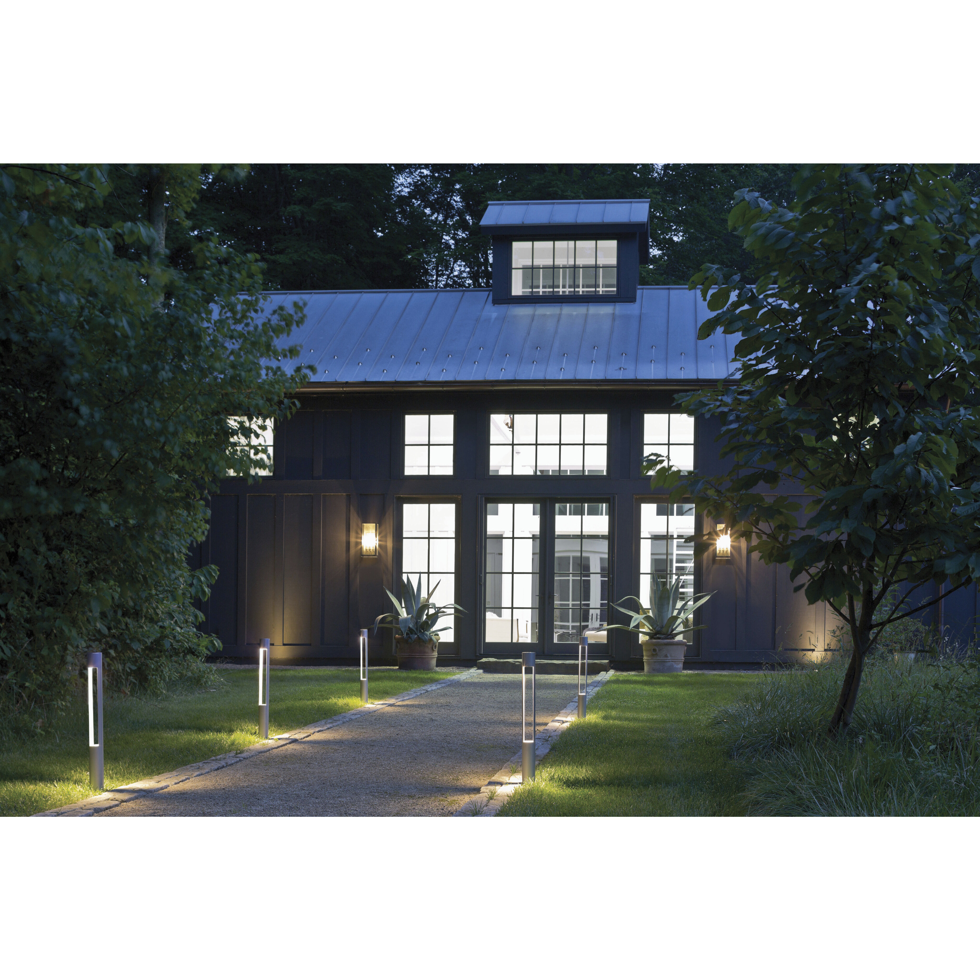 Atlantis 12v 4.00 watt Titanium Landscape Path Bollard, Round