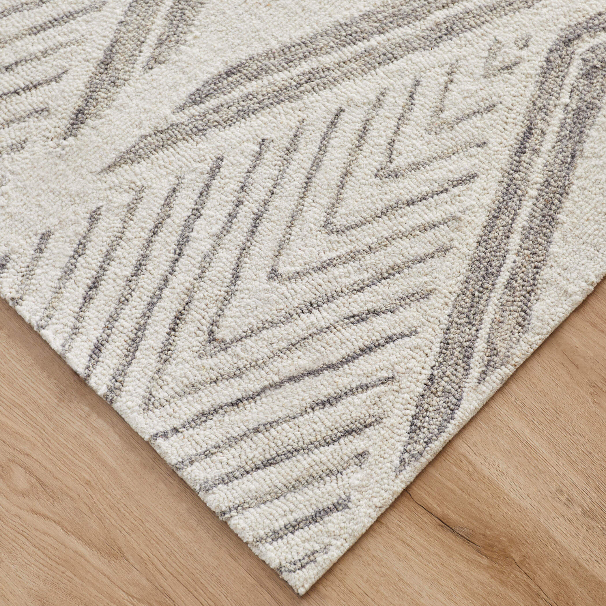 Vani 36 X 24 inch Black/White Rug in 2 x 3