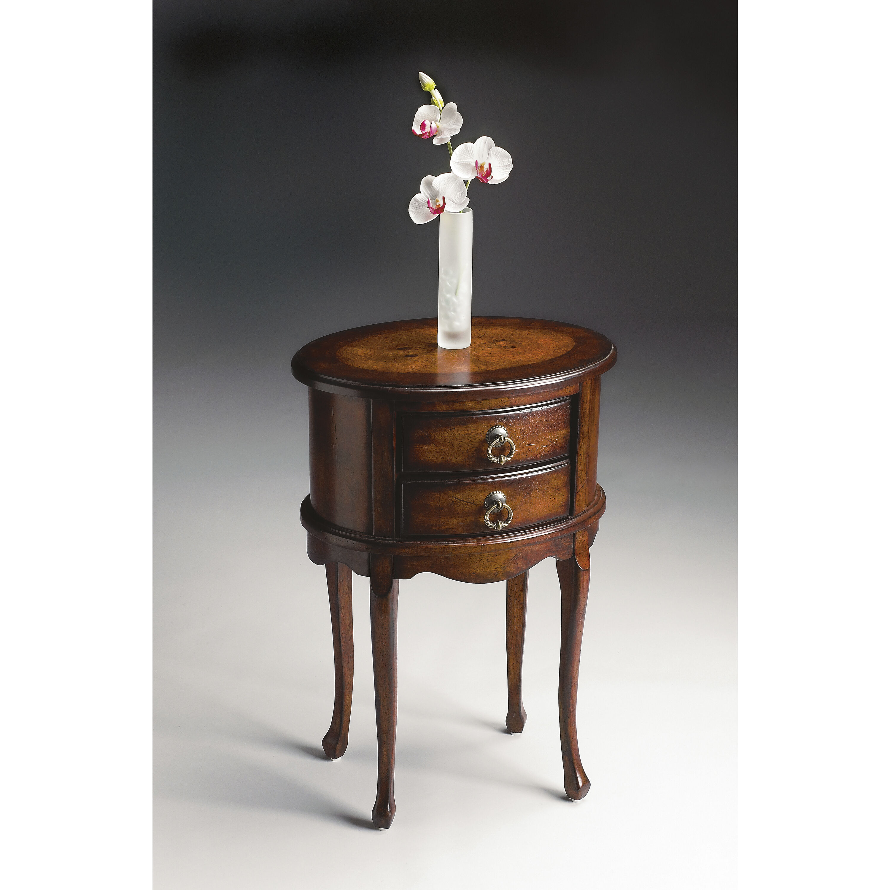 Whitley  26 X 18 inch Plantation accent Table, Oval