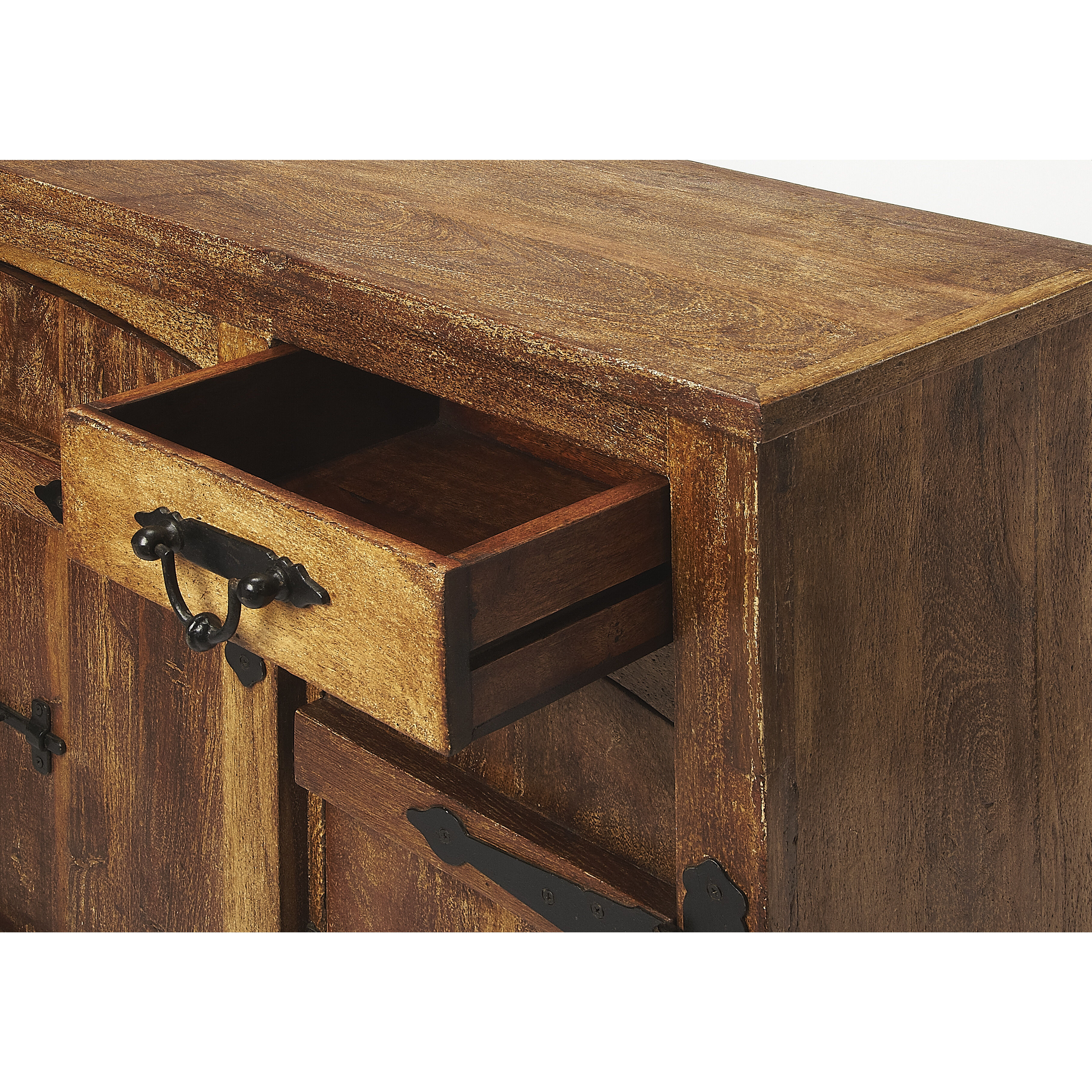 Giddings Rustic Mountain Lodge Chest/Cabinet