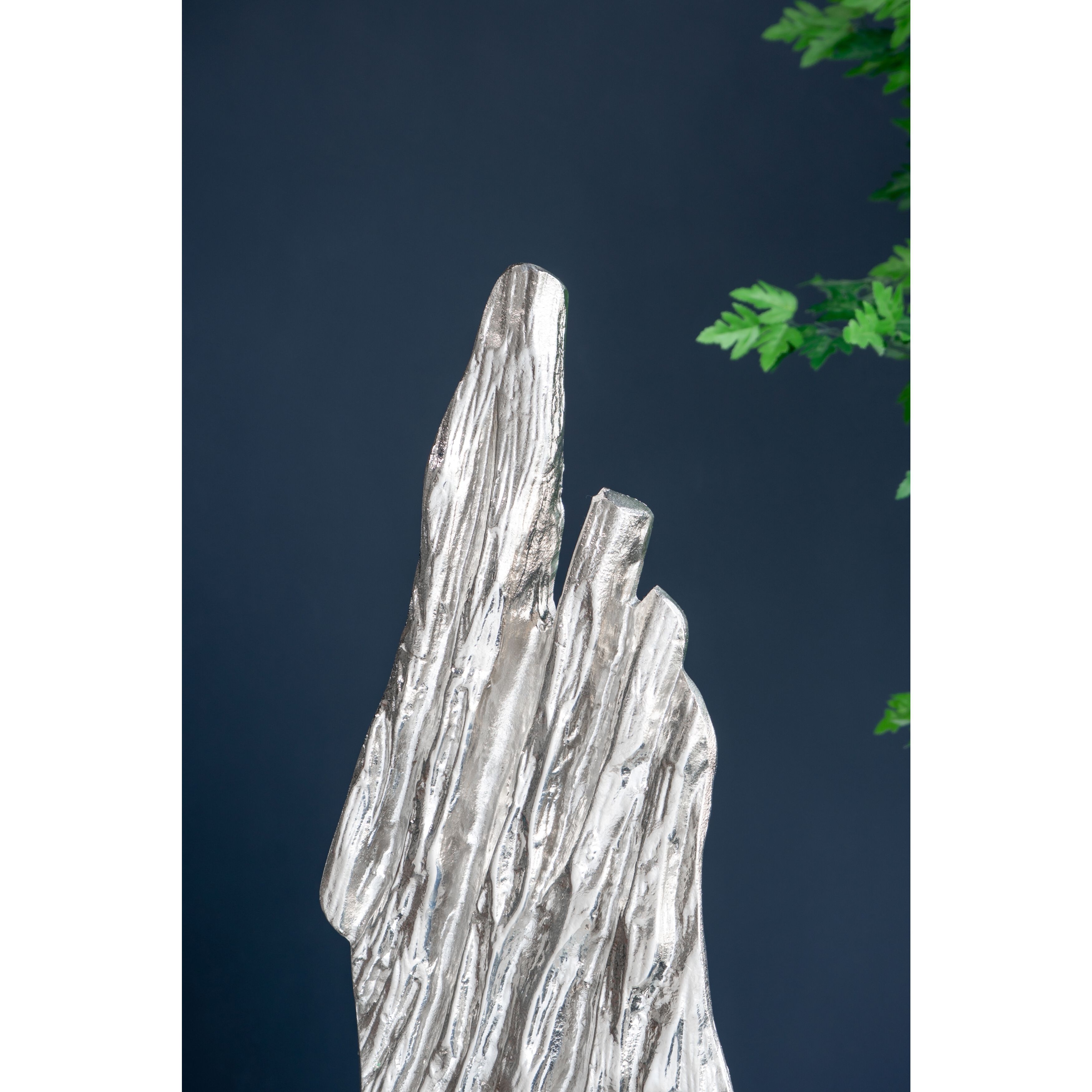 Easley Silver/White Statuaries