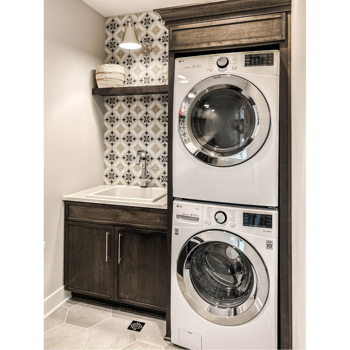 Library 1 Light 8 inch Black Wall Sconce Wall Light