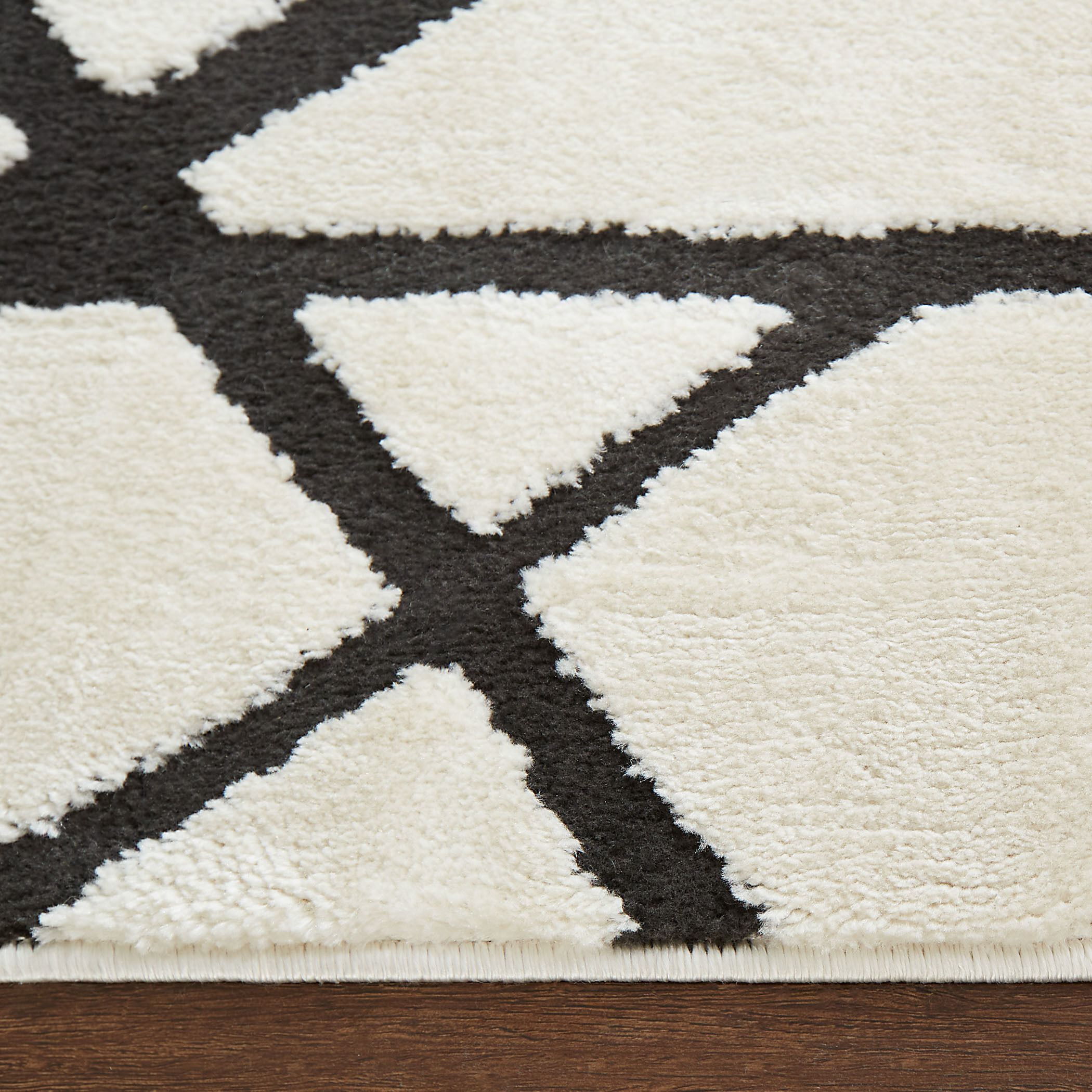 Optika 130 X 94 inch Black/White Rug in 8 x 11