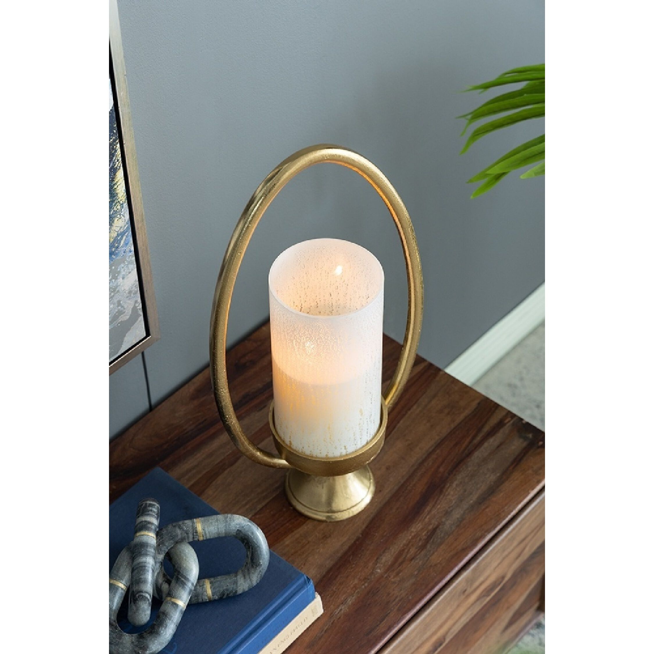 Bascom 21.7 X 11 inch Hurricane