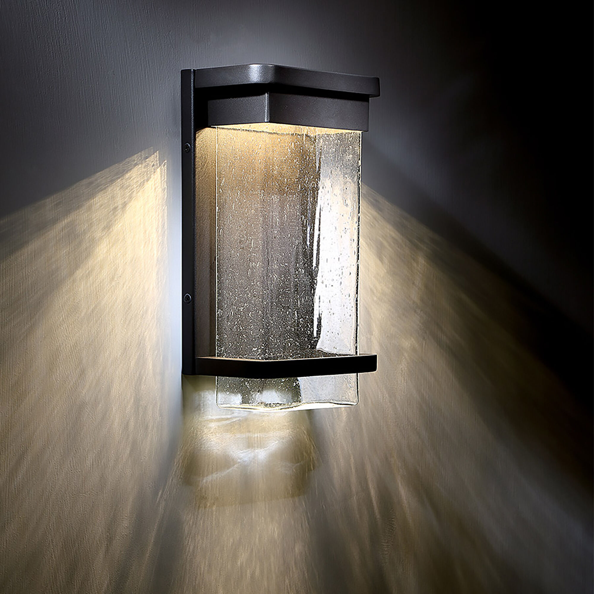 Vitrine LED 16 inch Bronze Outdoor Wall Light in 16in.