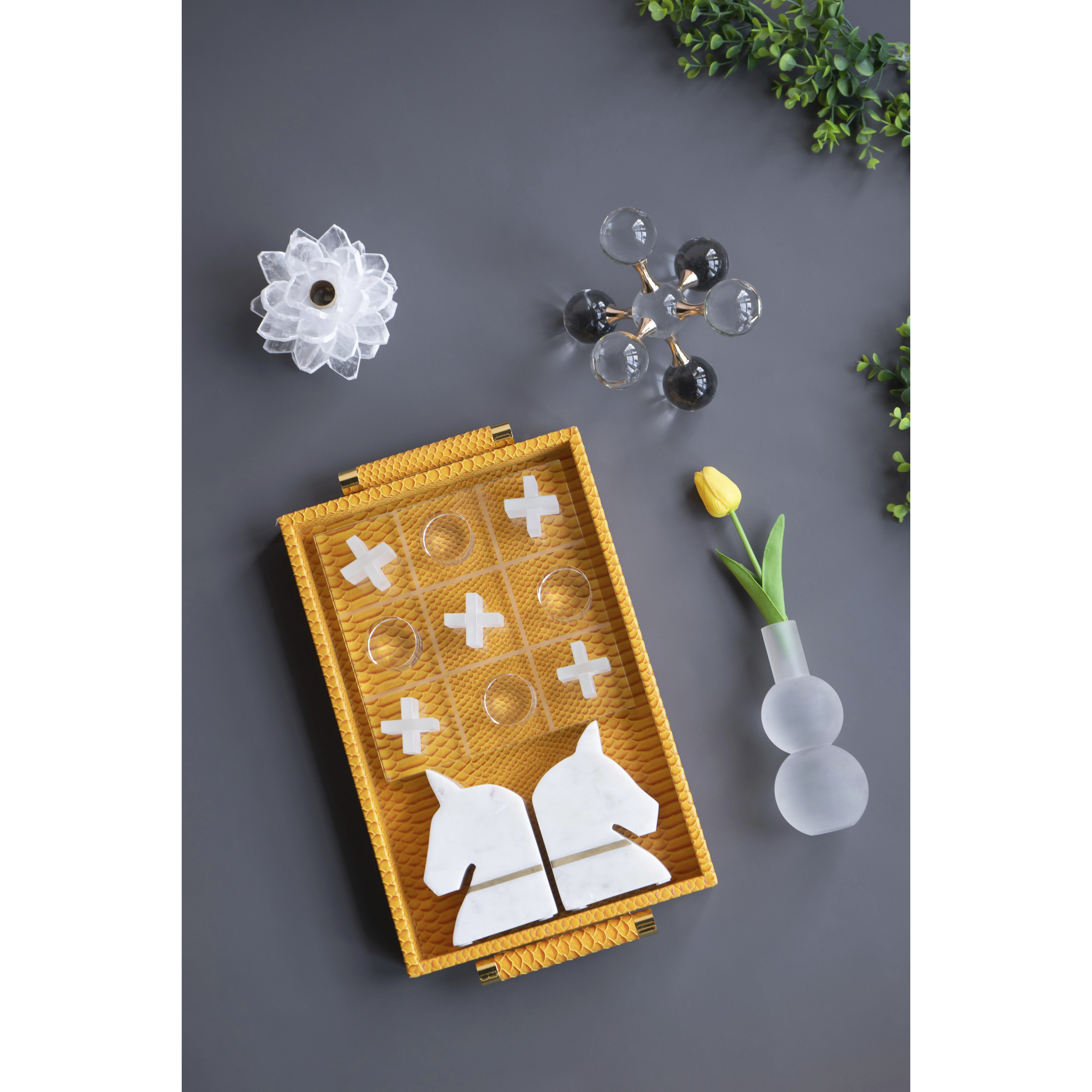 Molecular Clear/Gold Décor