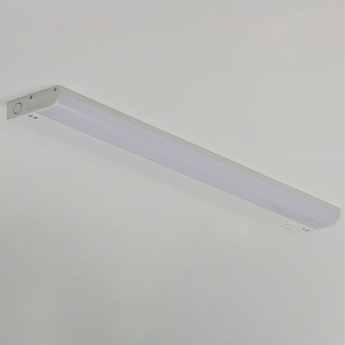 CounterMax MX-L-120-1K 120 LED 24 inch White Under Cabinet