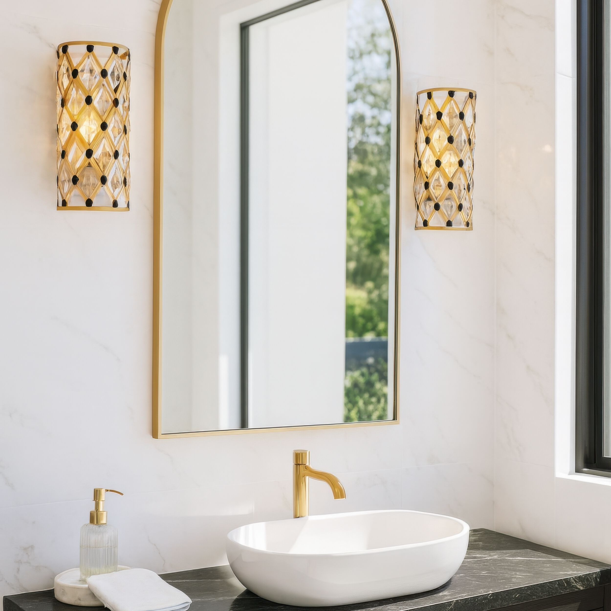 Windsor 1 Light 7 inch French Gold and Matte Black Wall Sconce Wall Light