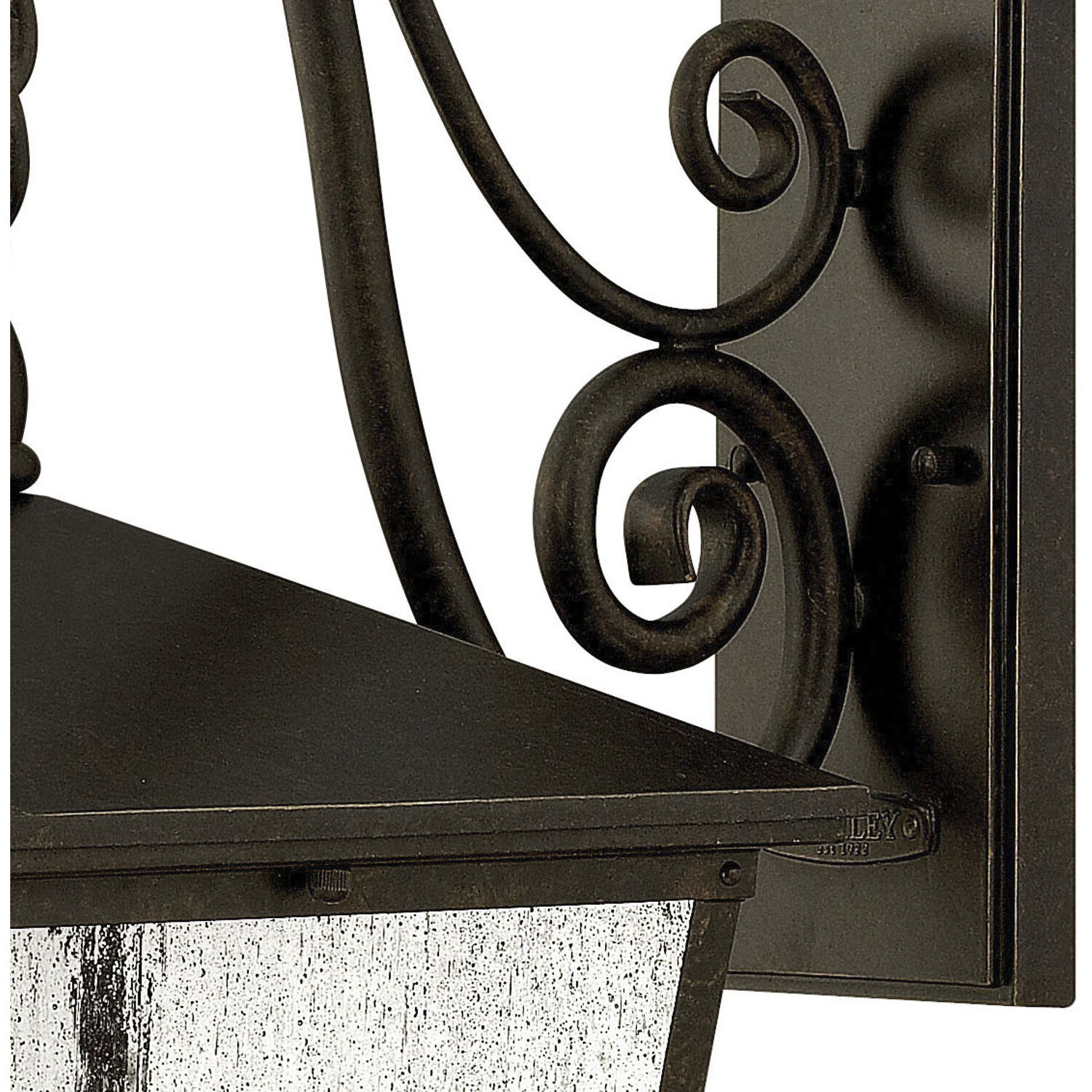 Heritage Trellis Outdoor Wall Mount Lantern in Regency Bronze, Large