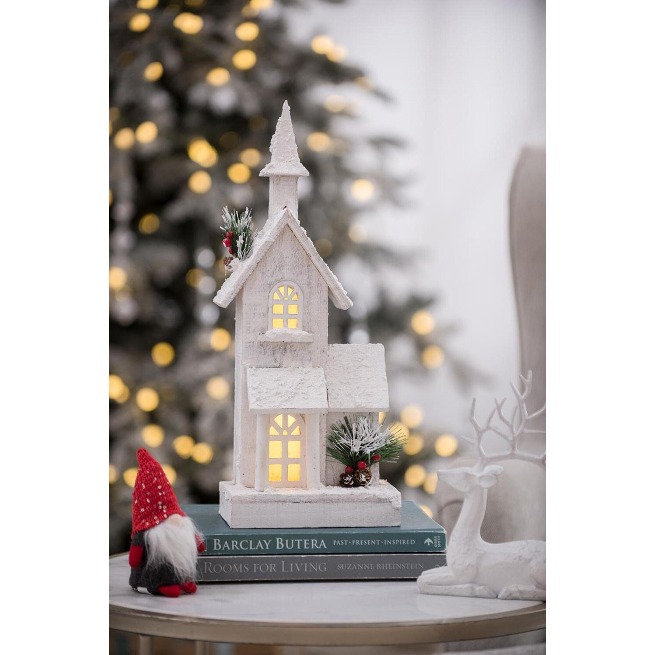 Anita White Holiday Décor