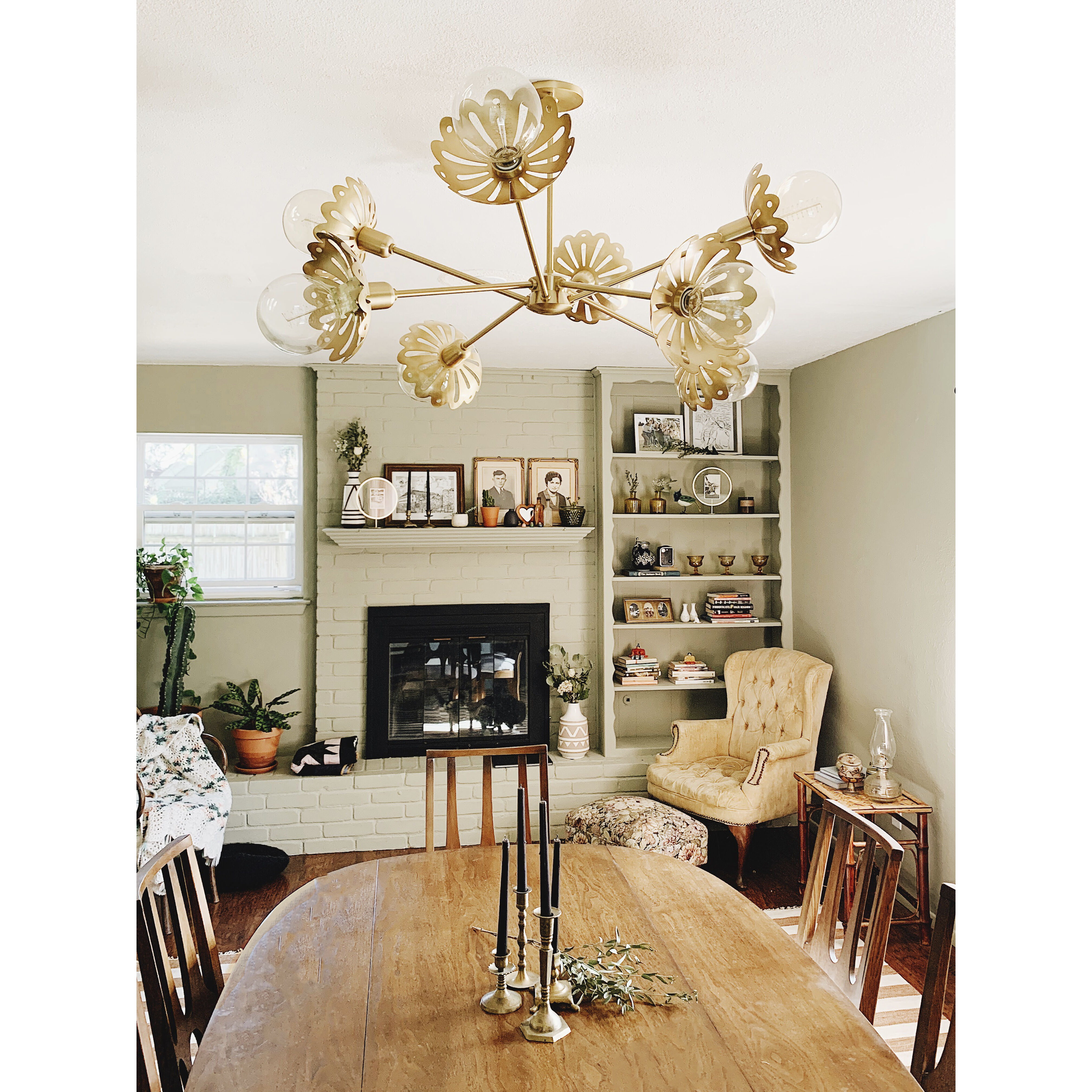 Alyssa 8 Light 42 inch Aged Brass Chandelier Ceiling Light