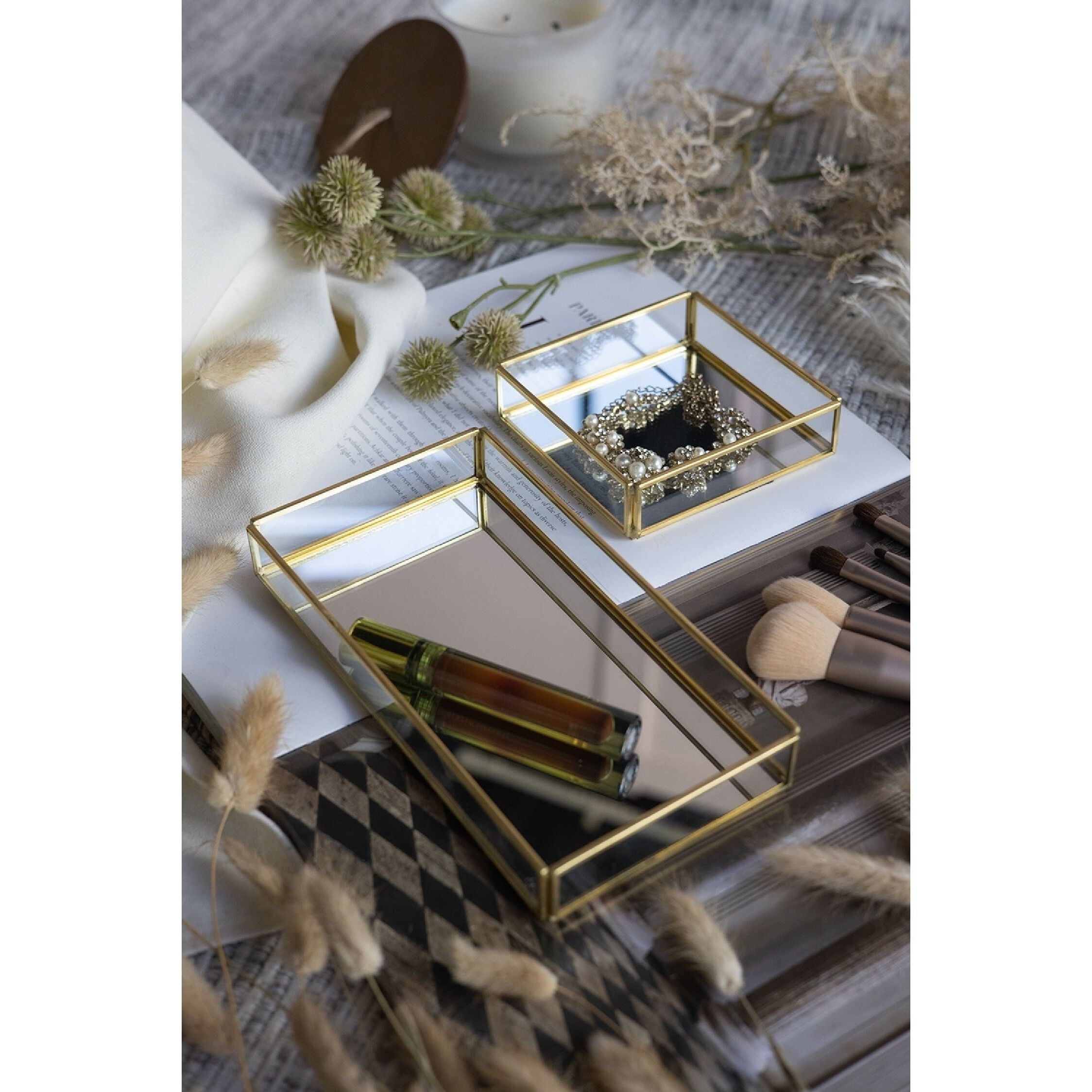 Anita Clear/Gold Tray