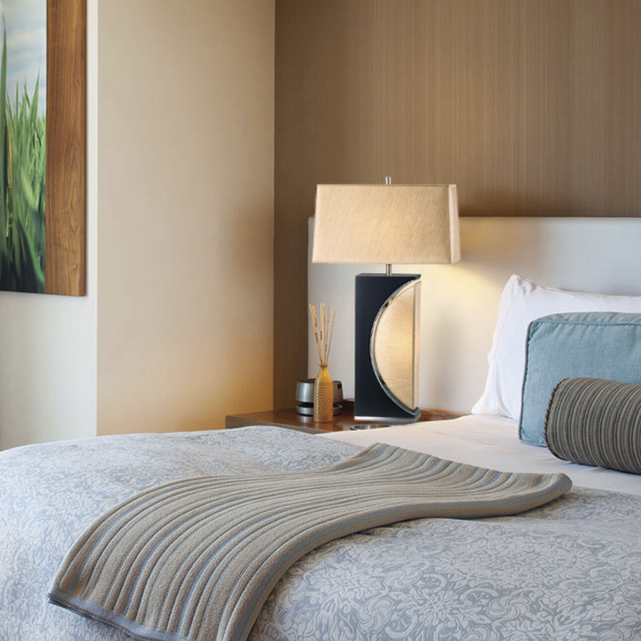 Half Moon 30 inch 60.00 watt Espresso and Brushed Nickel Table Lamp Portable Light