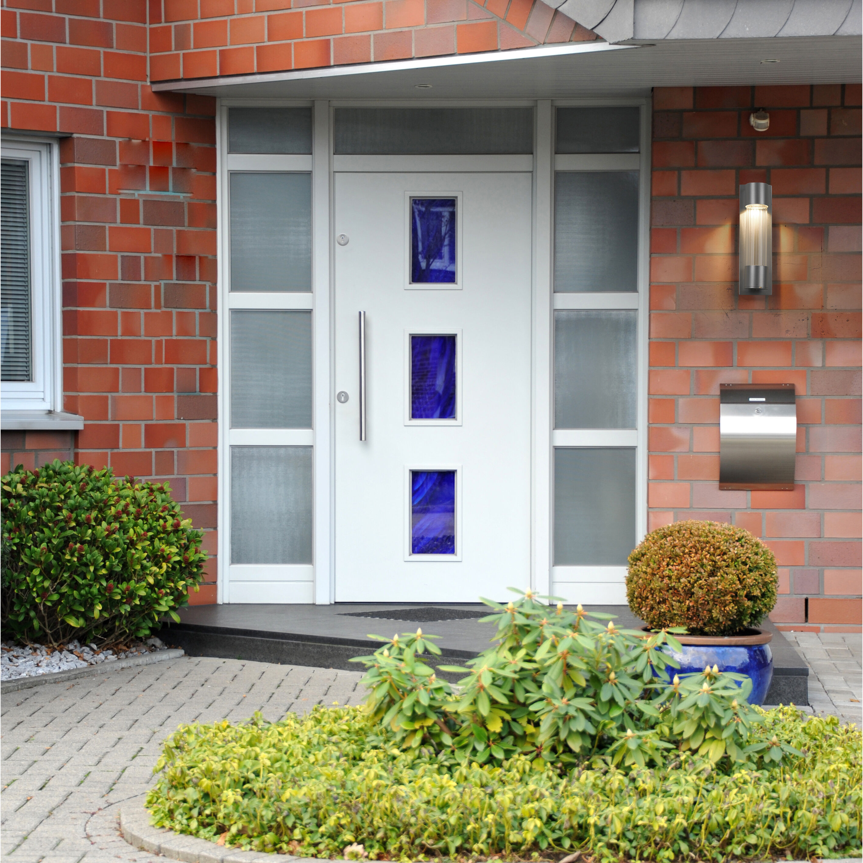 Striate Outdoor Wall Light in Silver