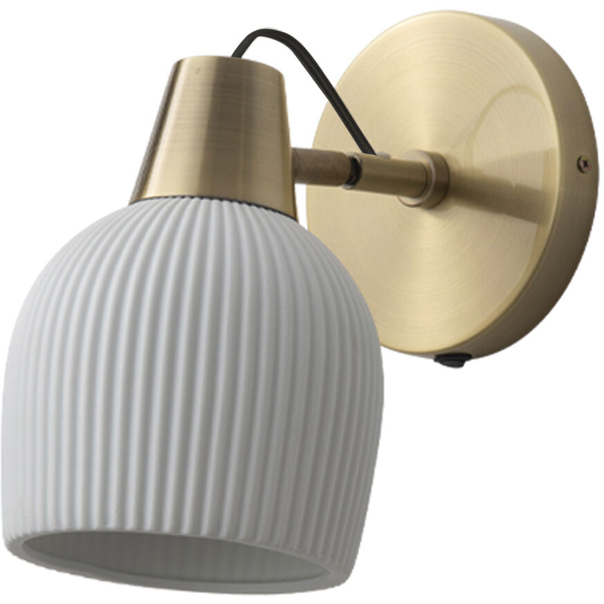Petaluma Wall Sconce Wall Light in Weathered Brass