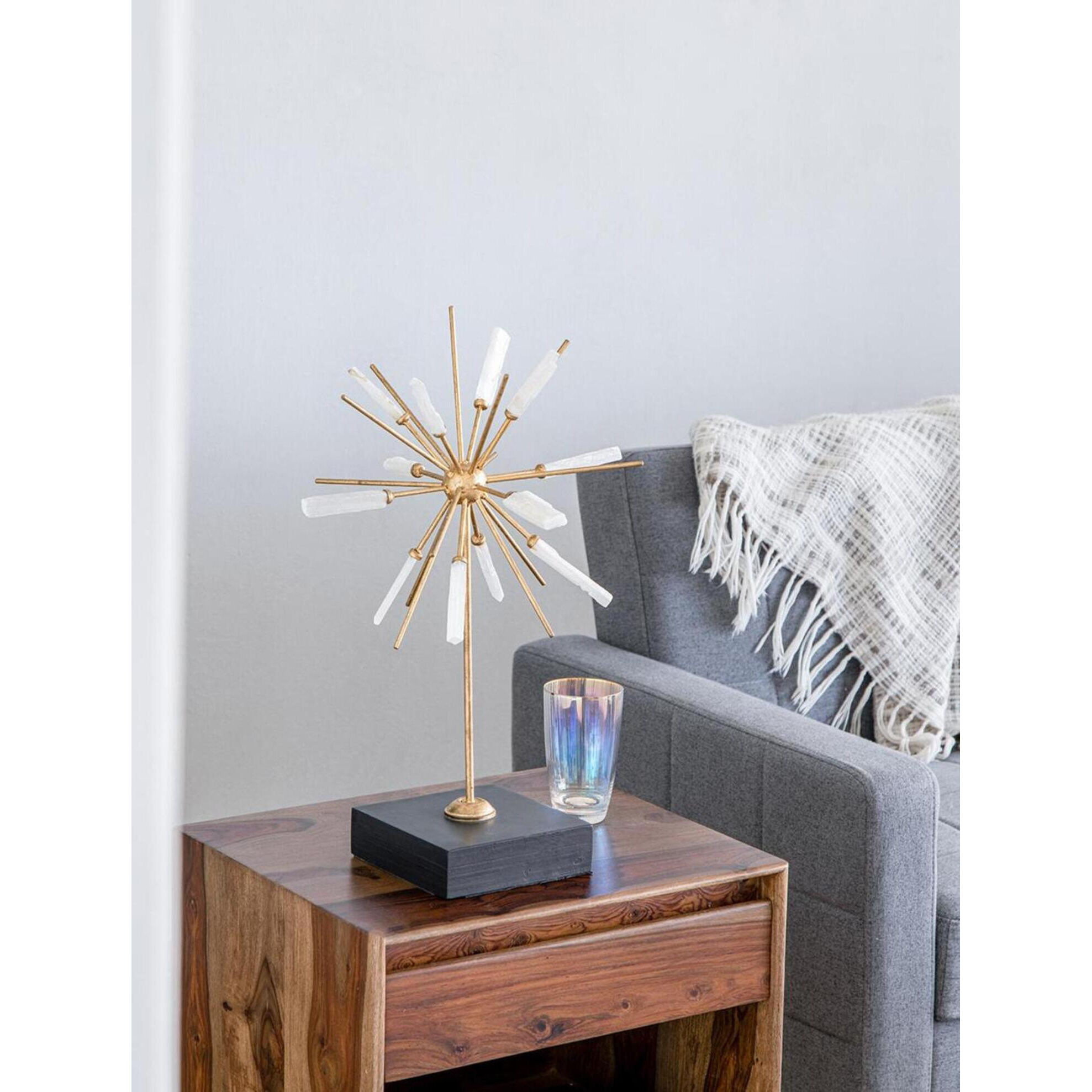 Florrie Gold and White Décor