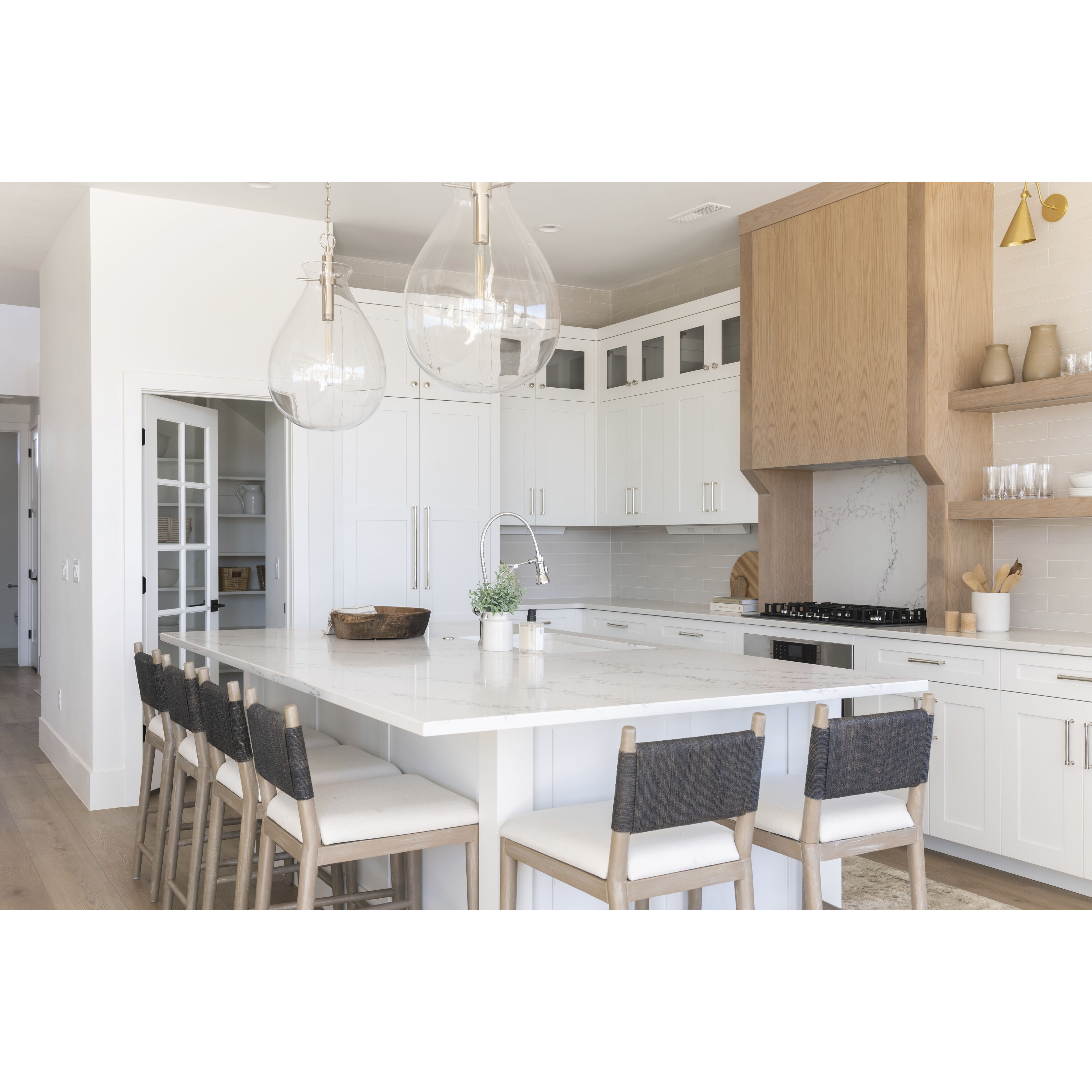 Lupe 1 Light 6 inch Aged Brass Wall Sconce Wall Light 