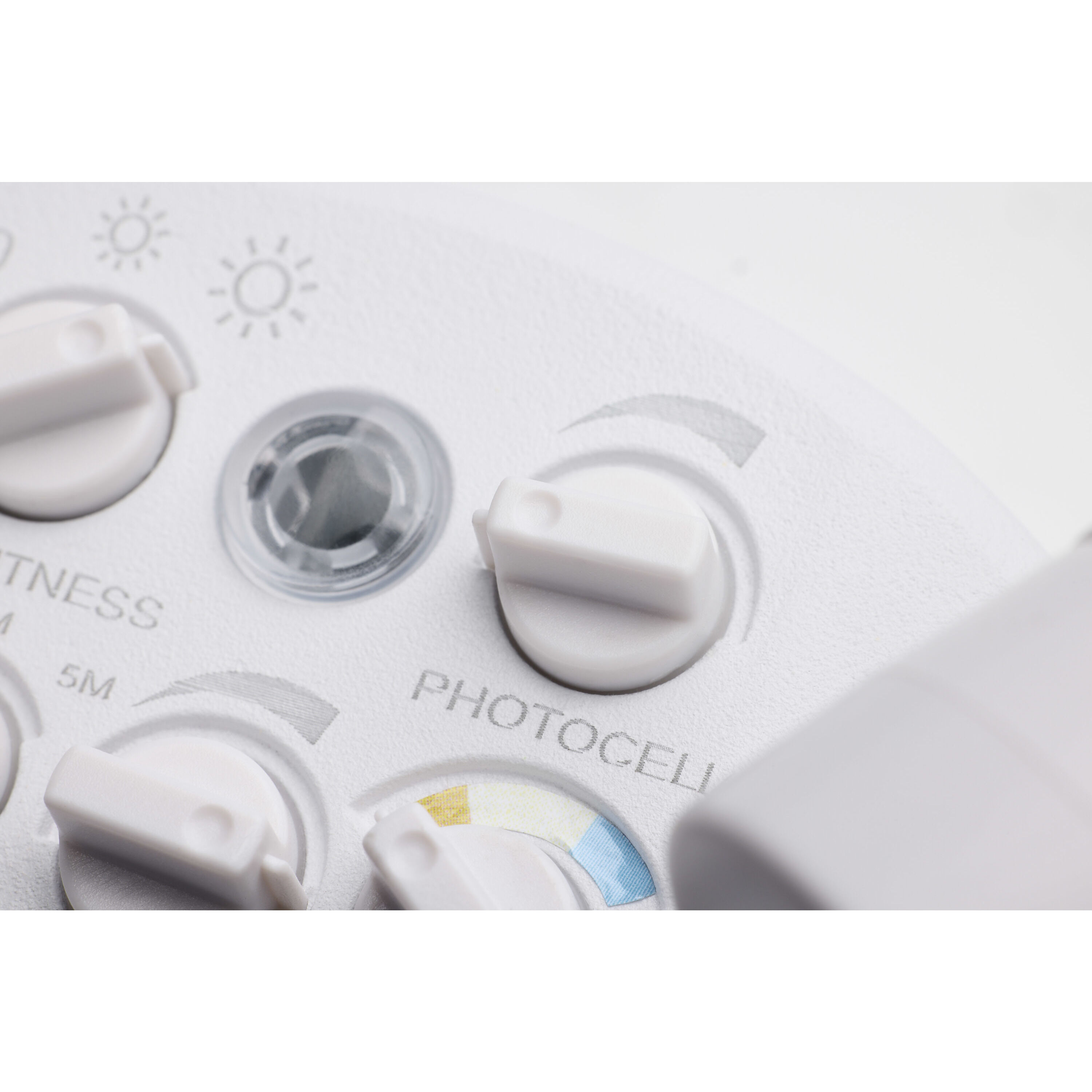 Brentwood LED 4.41 inch White Outdoor Flood Light