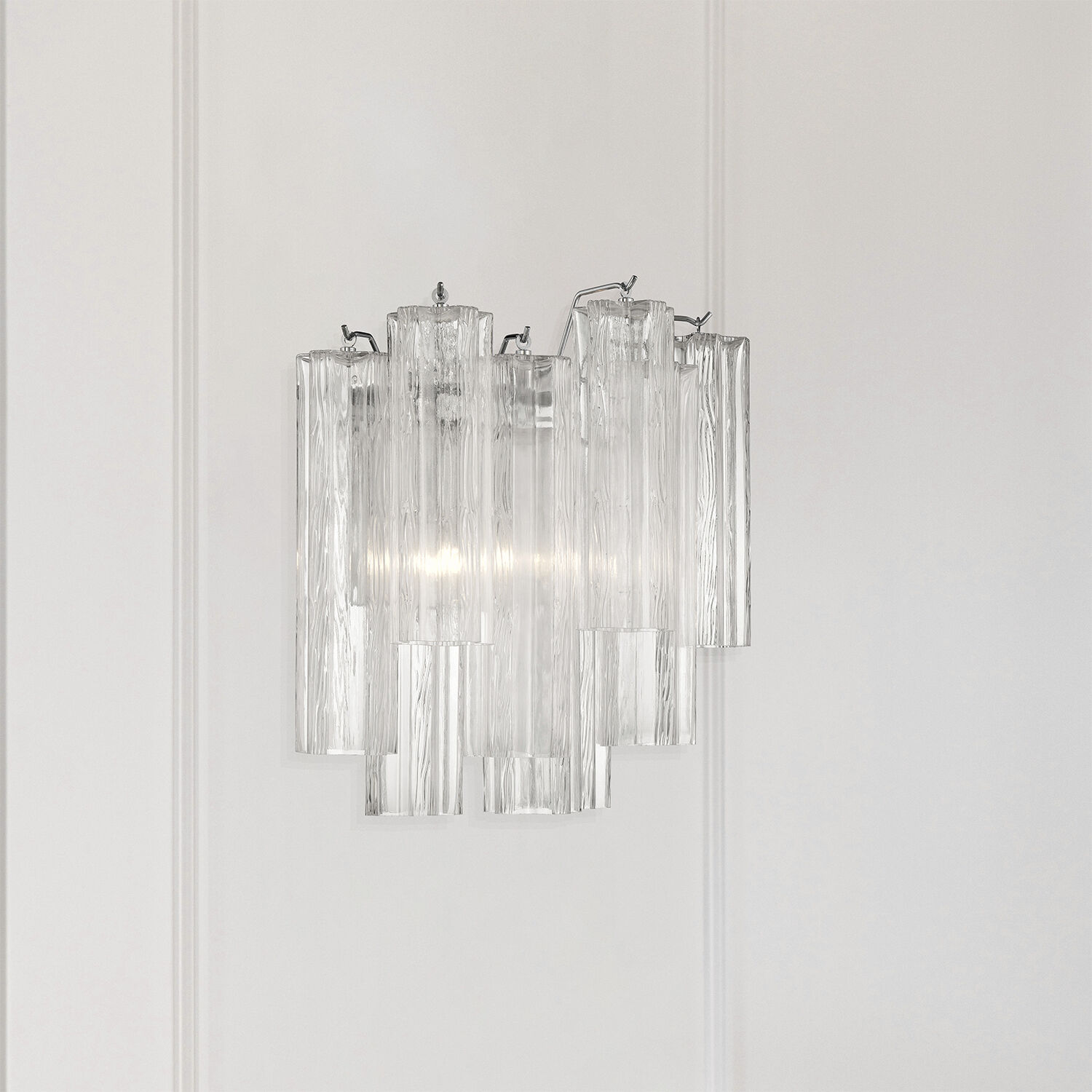 Addis Bath Wall Light in Tronchi Glass Clear