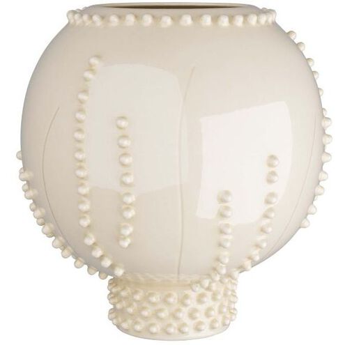 Spitzy Ivory Vase