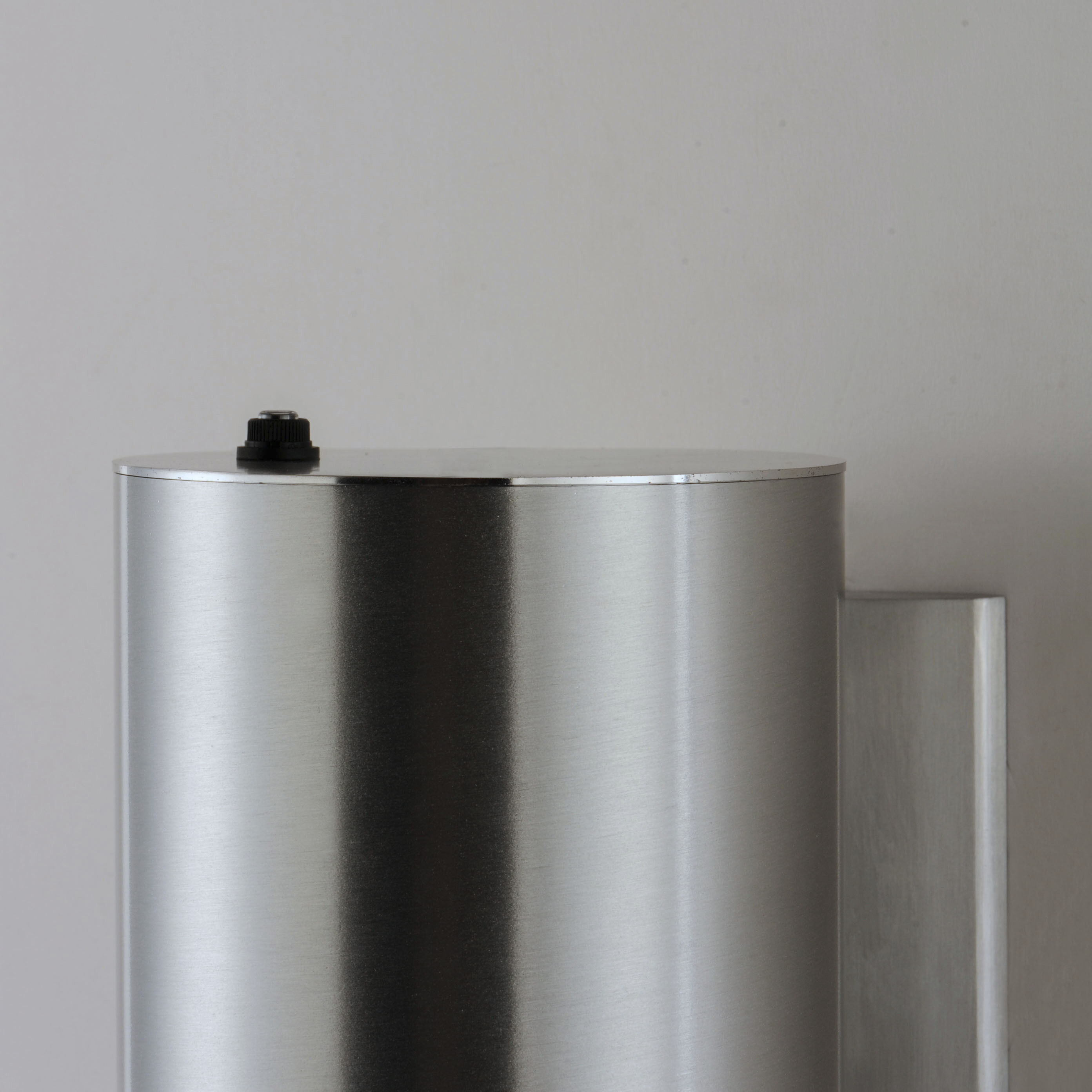 Lightray Wall Sconce Wall Light in Brushed Aluminum