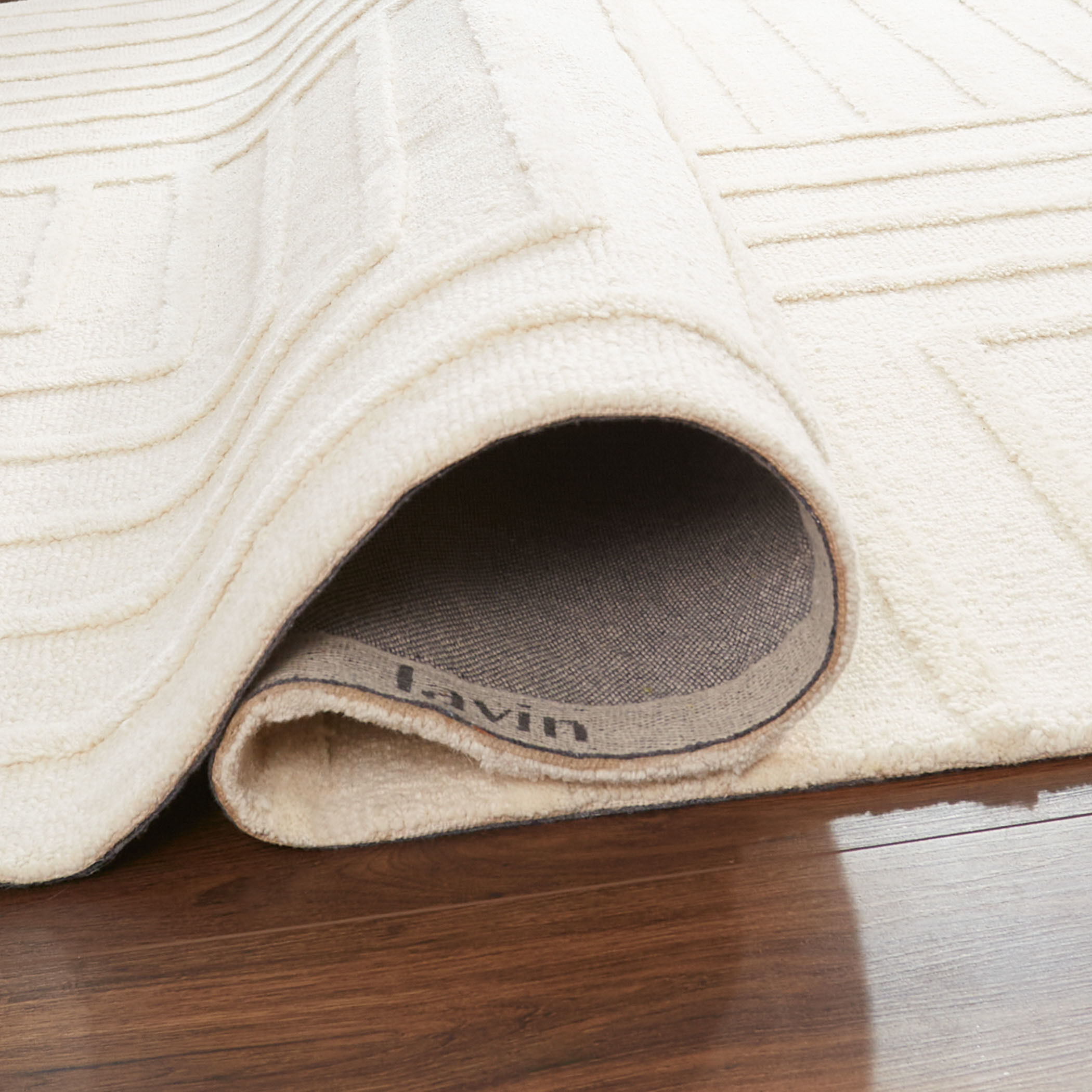 Mitra 36 X 24 inch White/Ivory Rug in 2 x 3