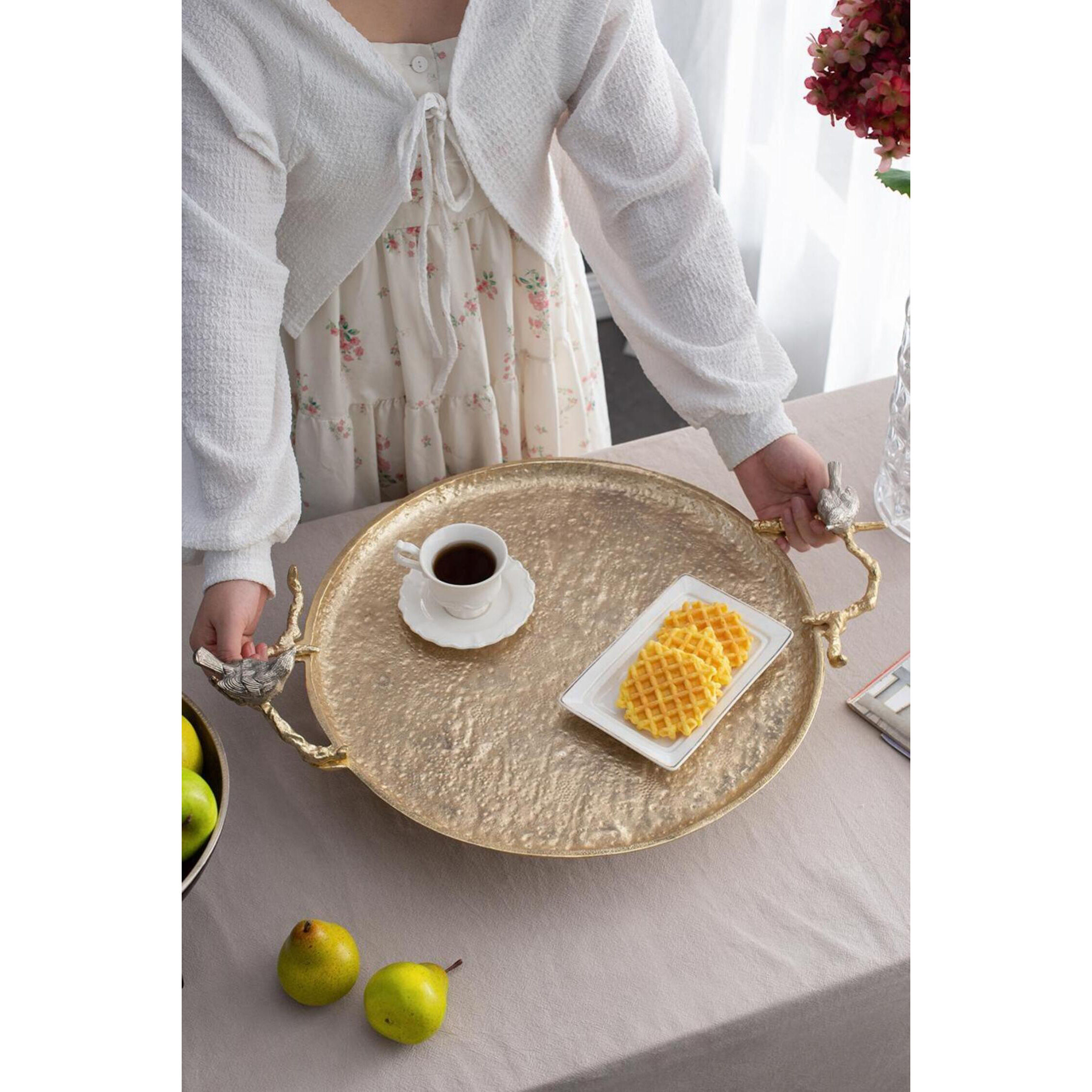 Alvada Shiny Gold Tray