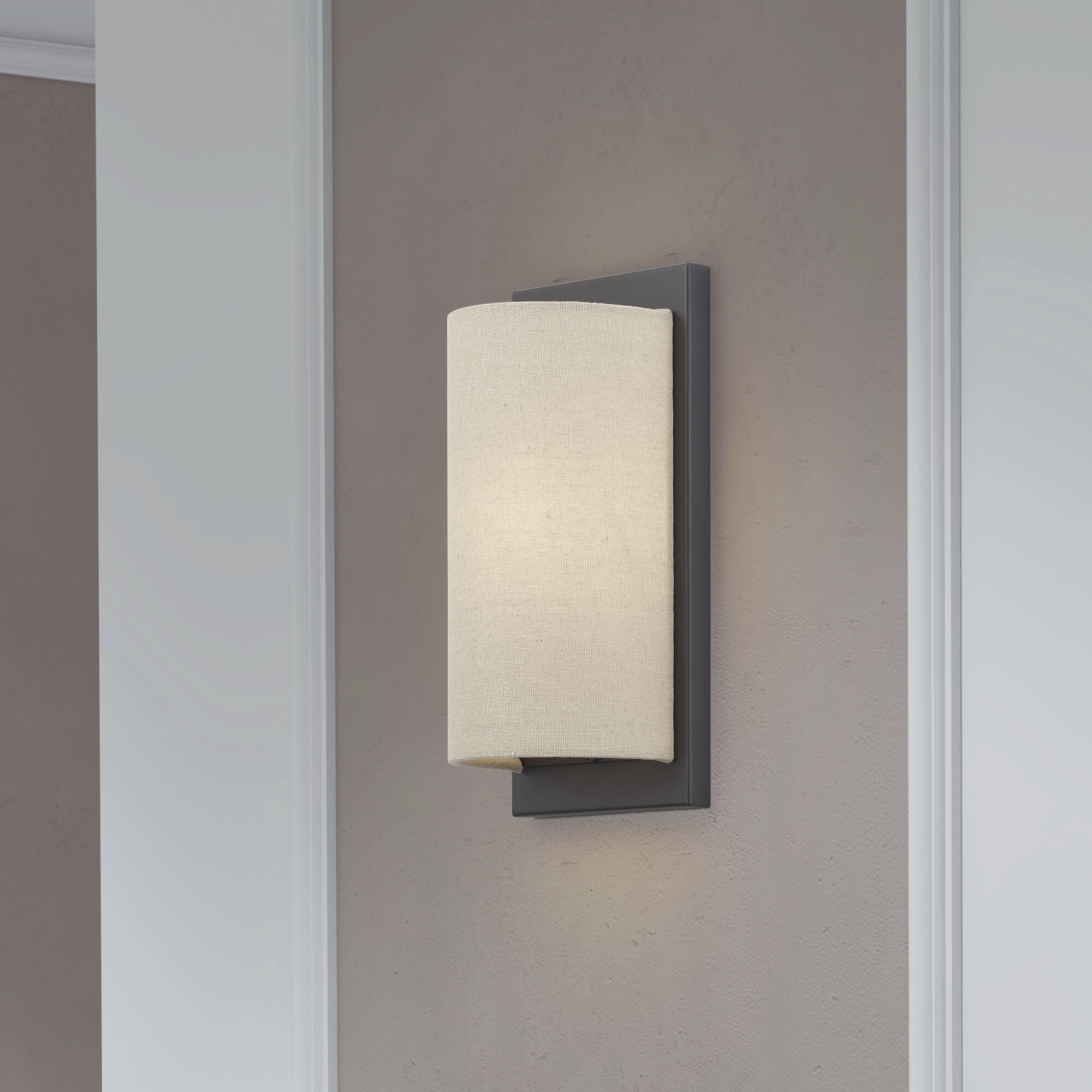 Bellingham Wall Sconce Wall Light in Bronze