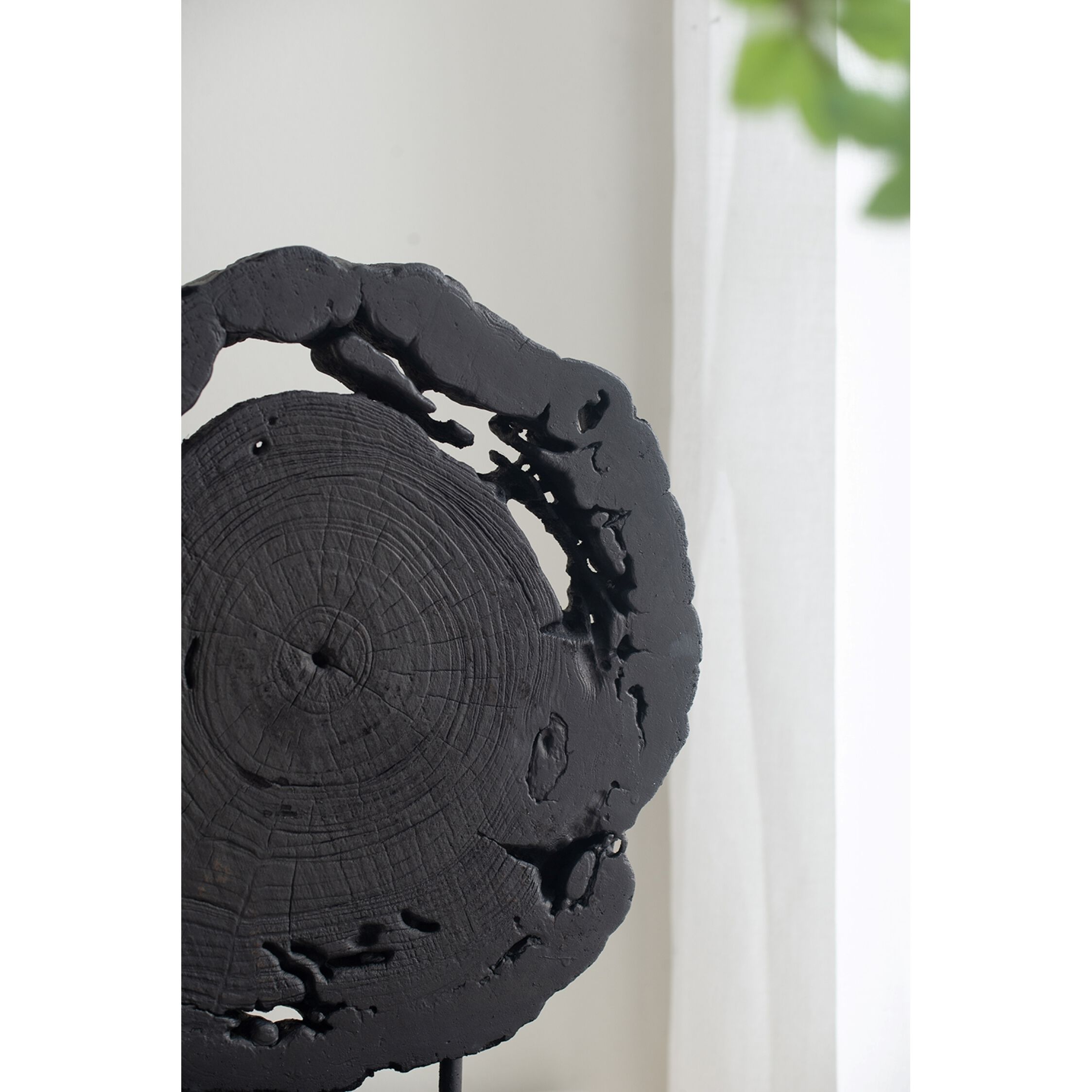 Chambers Brown/Black Table Decor