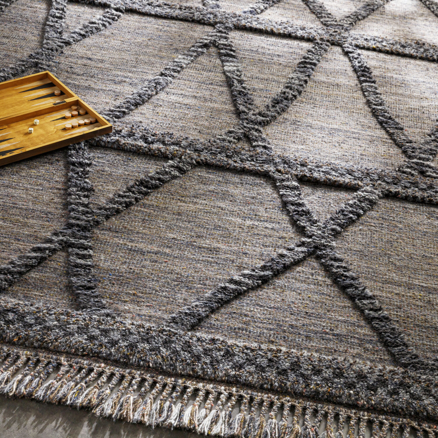 Cadiz 90 X 60 inch Black Rug in 5 x 8, Rectangle