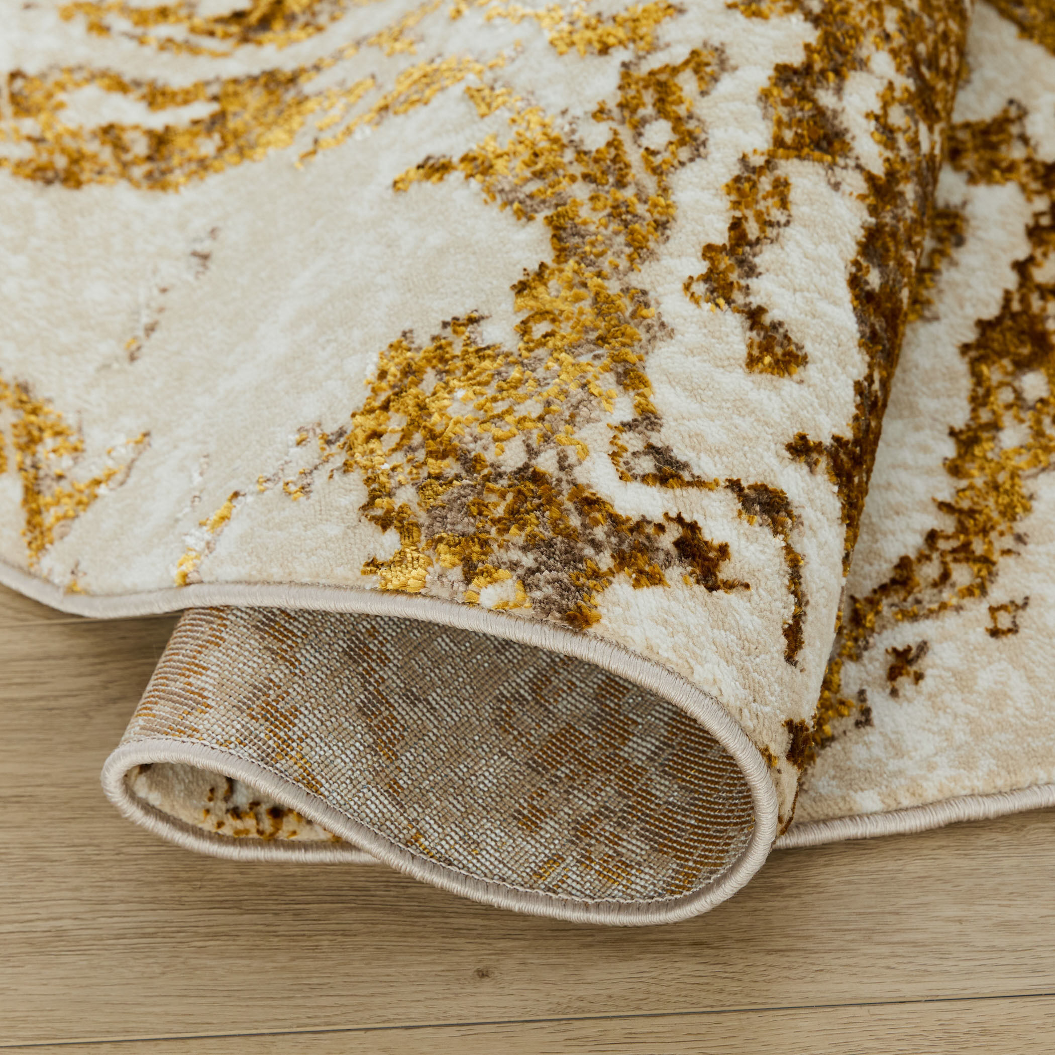 Sibel Gold Rug in 8 Round