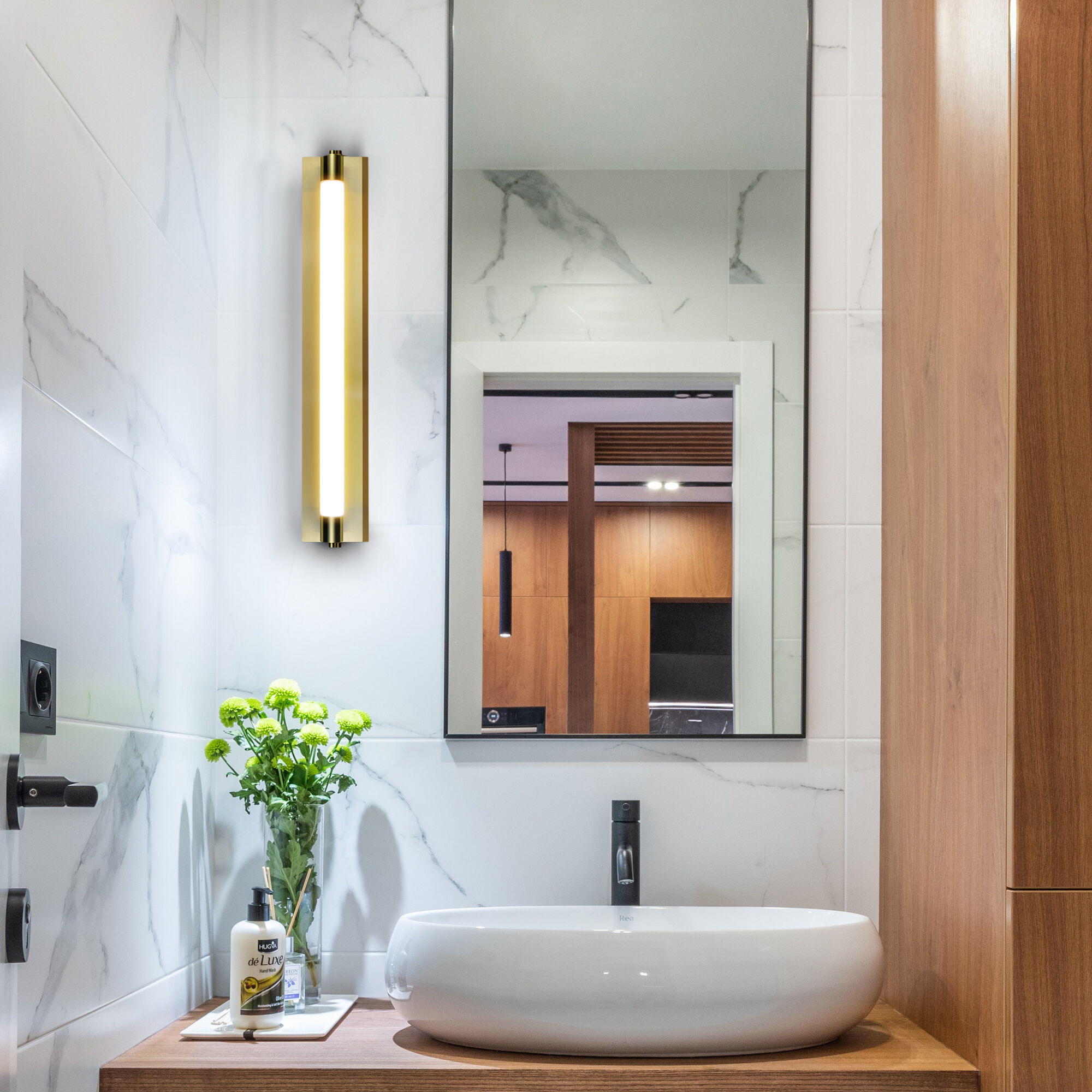 Procyon 24 inch Antique Brass Bathroom Vanity Light Wall Light