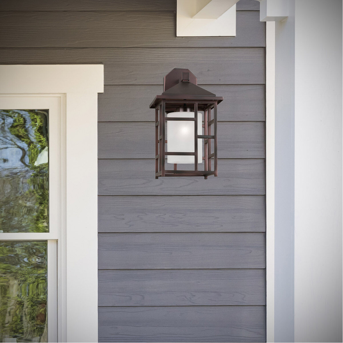 Signature Outdoor Wall Light