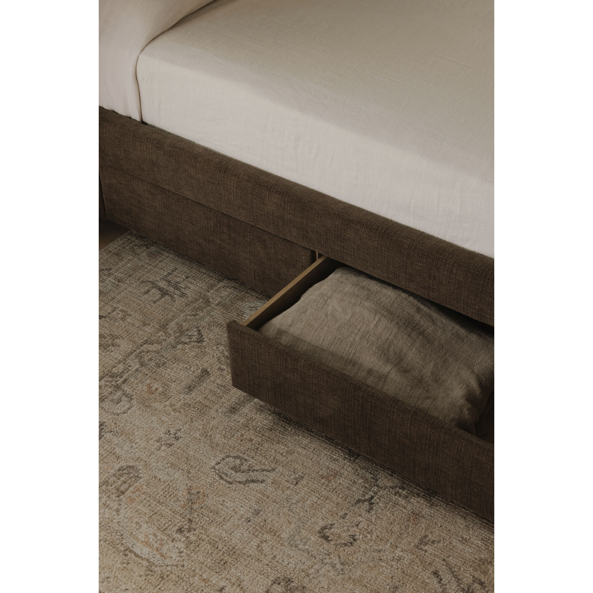 Sophia Brown Bed, Queen