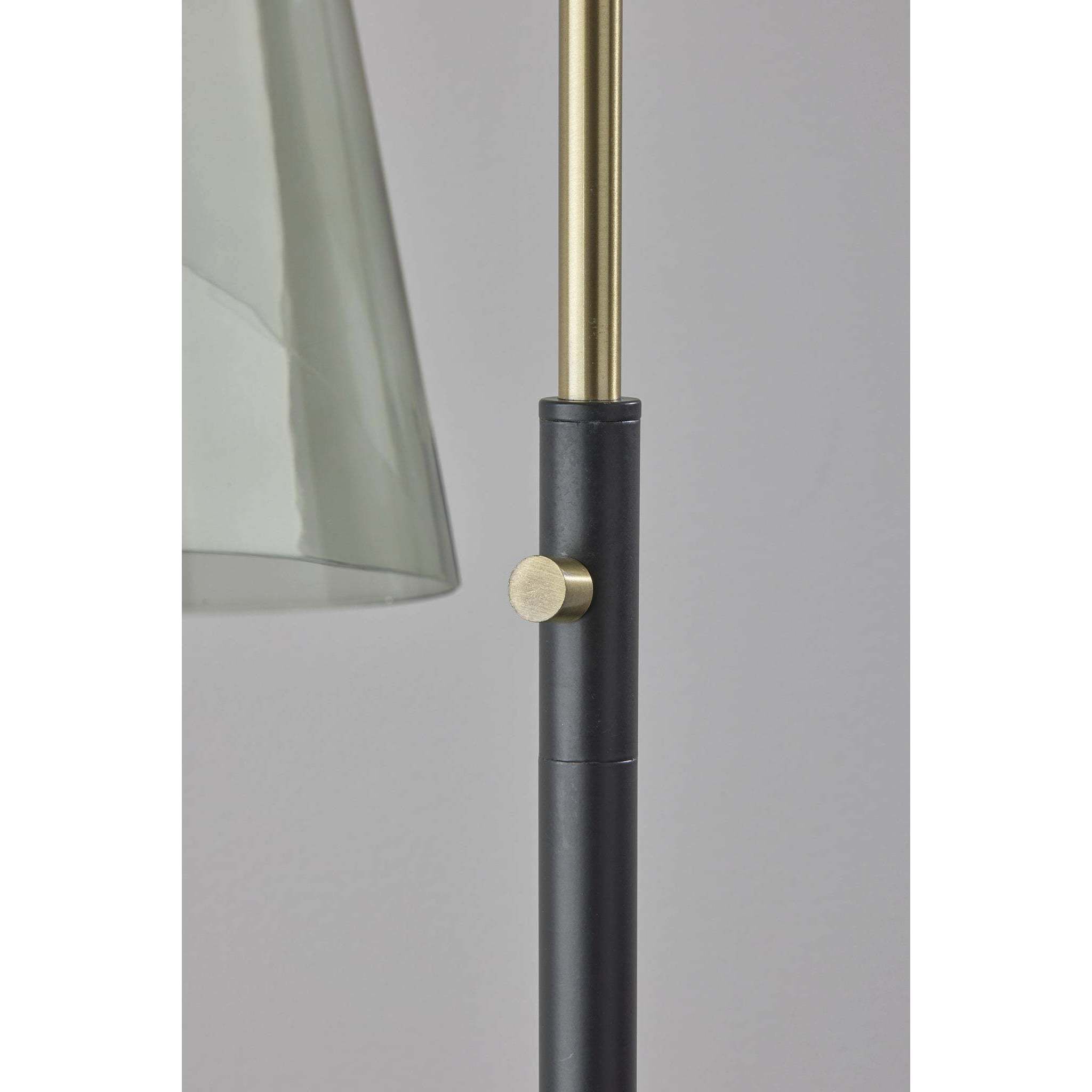 Walker 64 inch 40.00 watt Black and Antique Brass Floor Lamp Portable Light