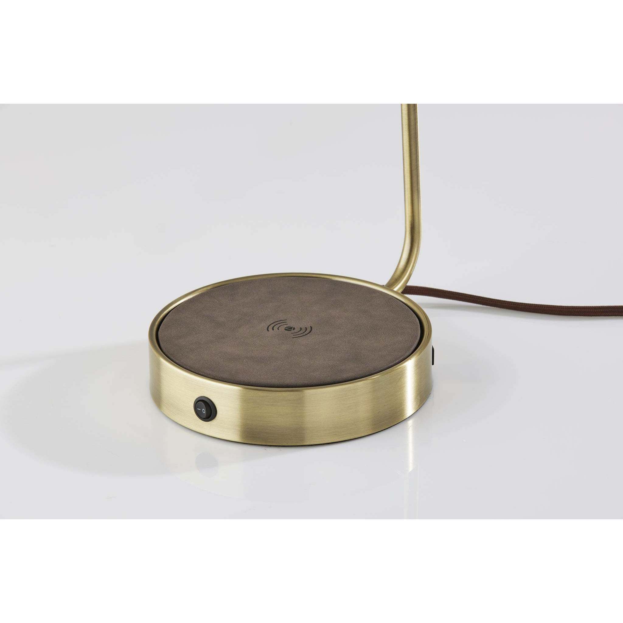 Brooks 18 inch 40.00 watt Antique Brass Desk Lamp Portable Light, with AdessoCharge