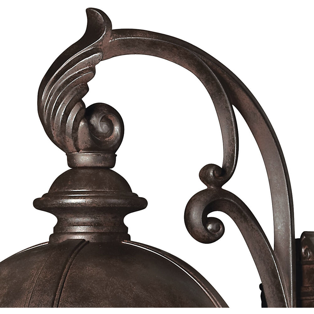 Estate Series Windsor Outdoor Wall Mount Lantern in River Rock, Medium