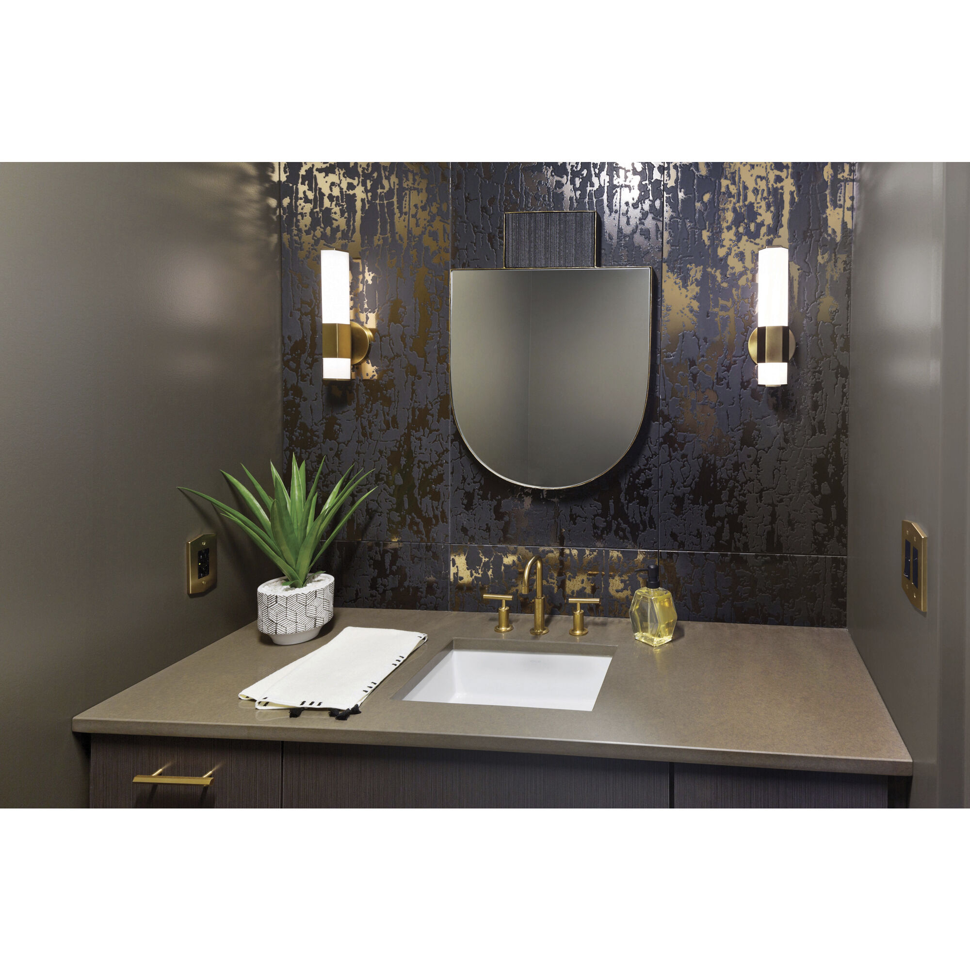 Hinkley facet sconce deals