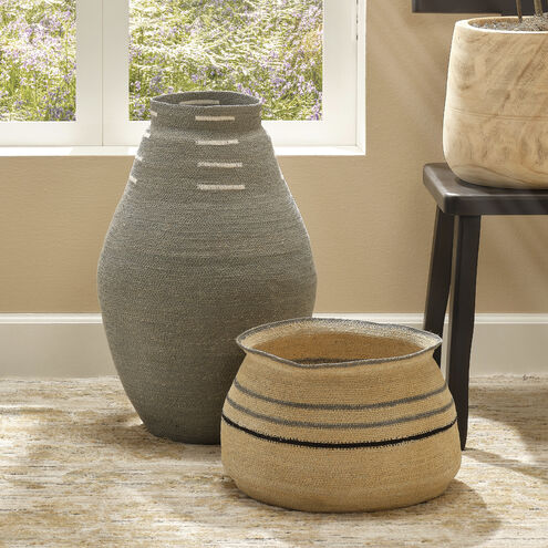 Caterpillar 17 X 11 inch Basket