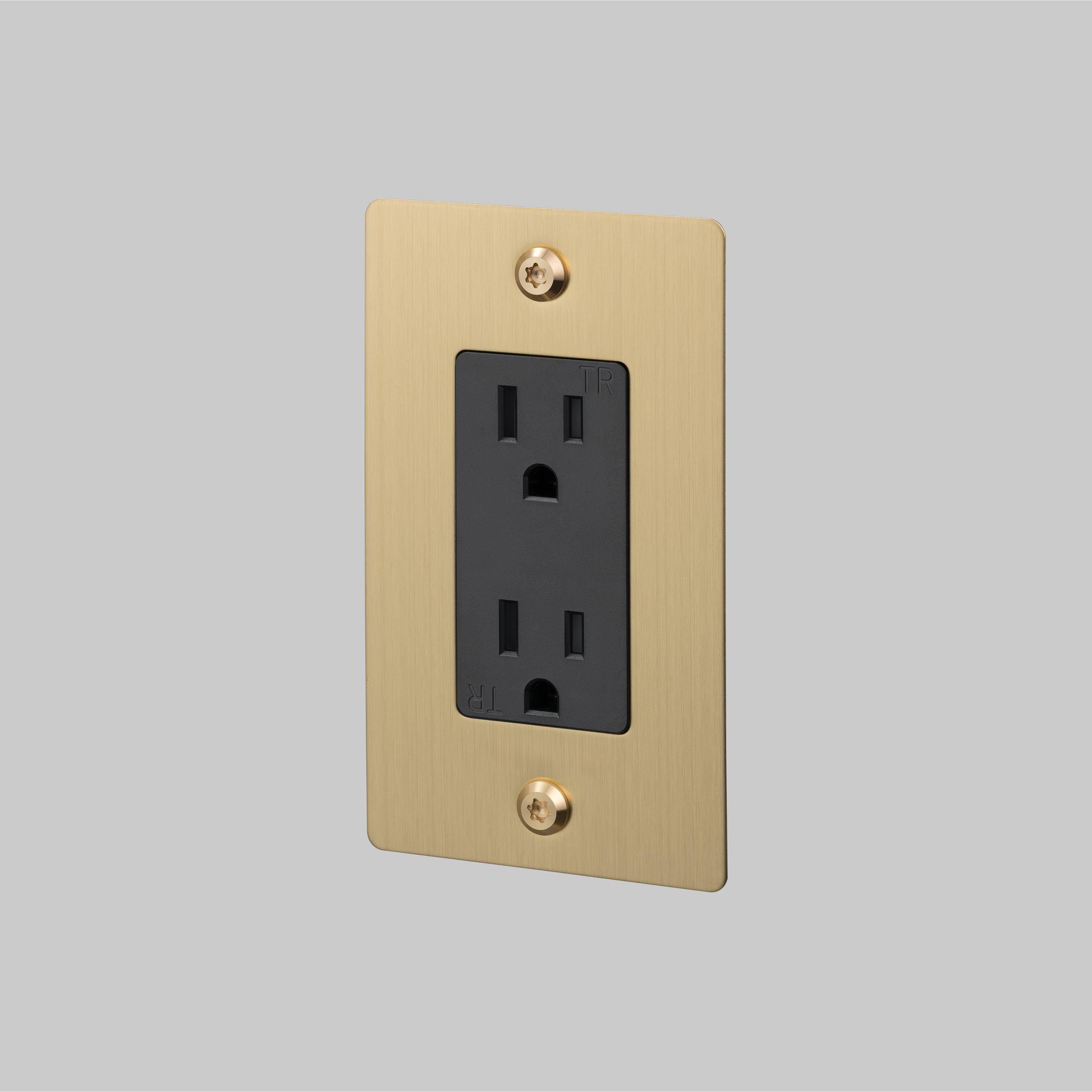 1G Duplex 125 Brass Outlet