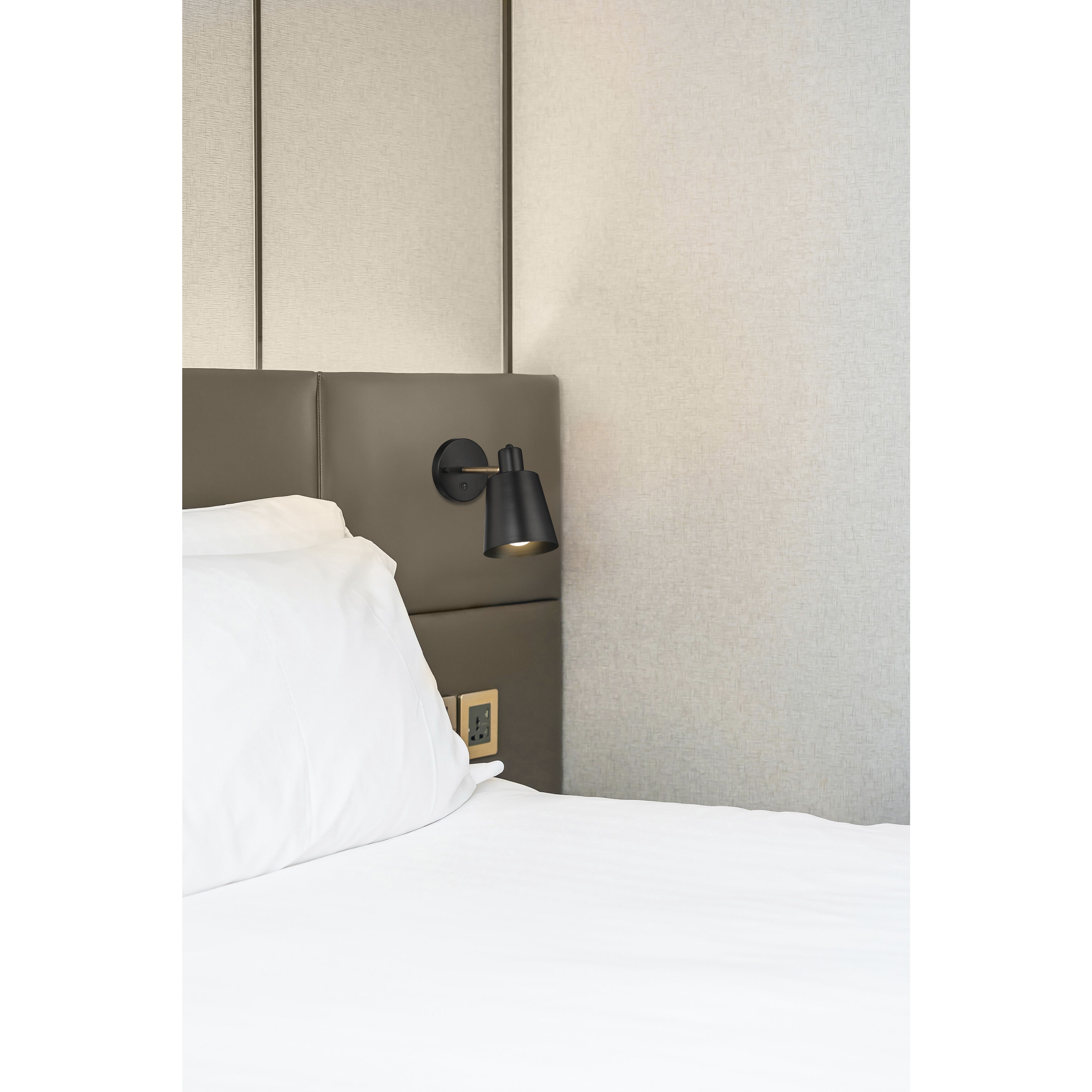 Dalton Wall Sconce Wall Light