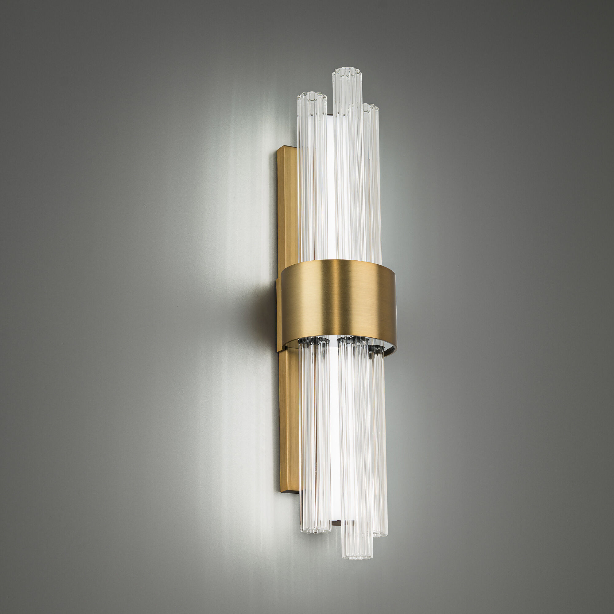 Luzerne LED 18 inch Aged Brass Bath Vanity & Wall Light in 18in.