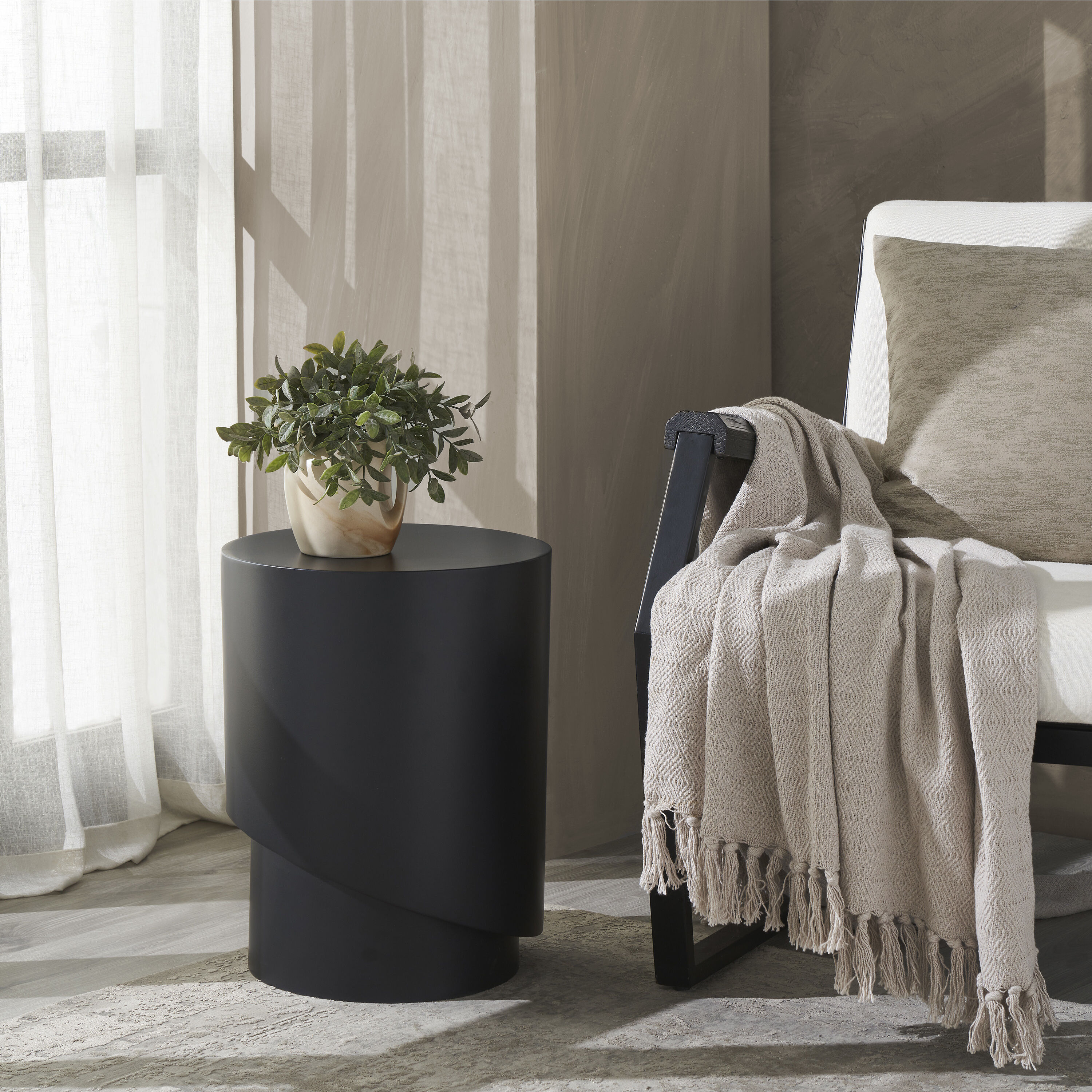 Domus Indoor/Outdoor Side Table