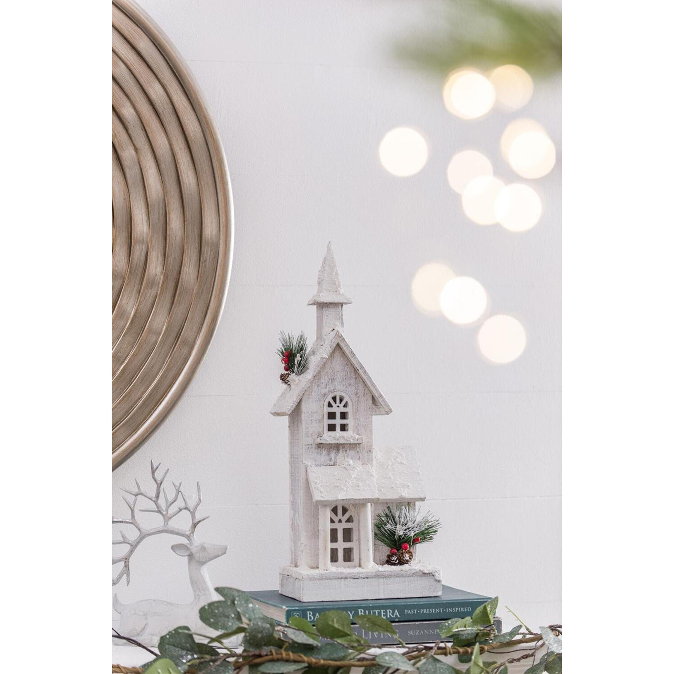 Anita White Holiday Décor