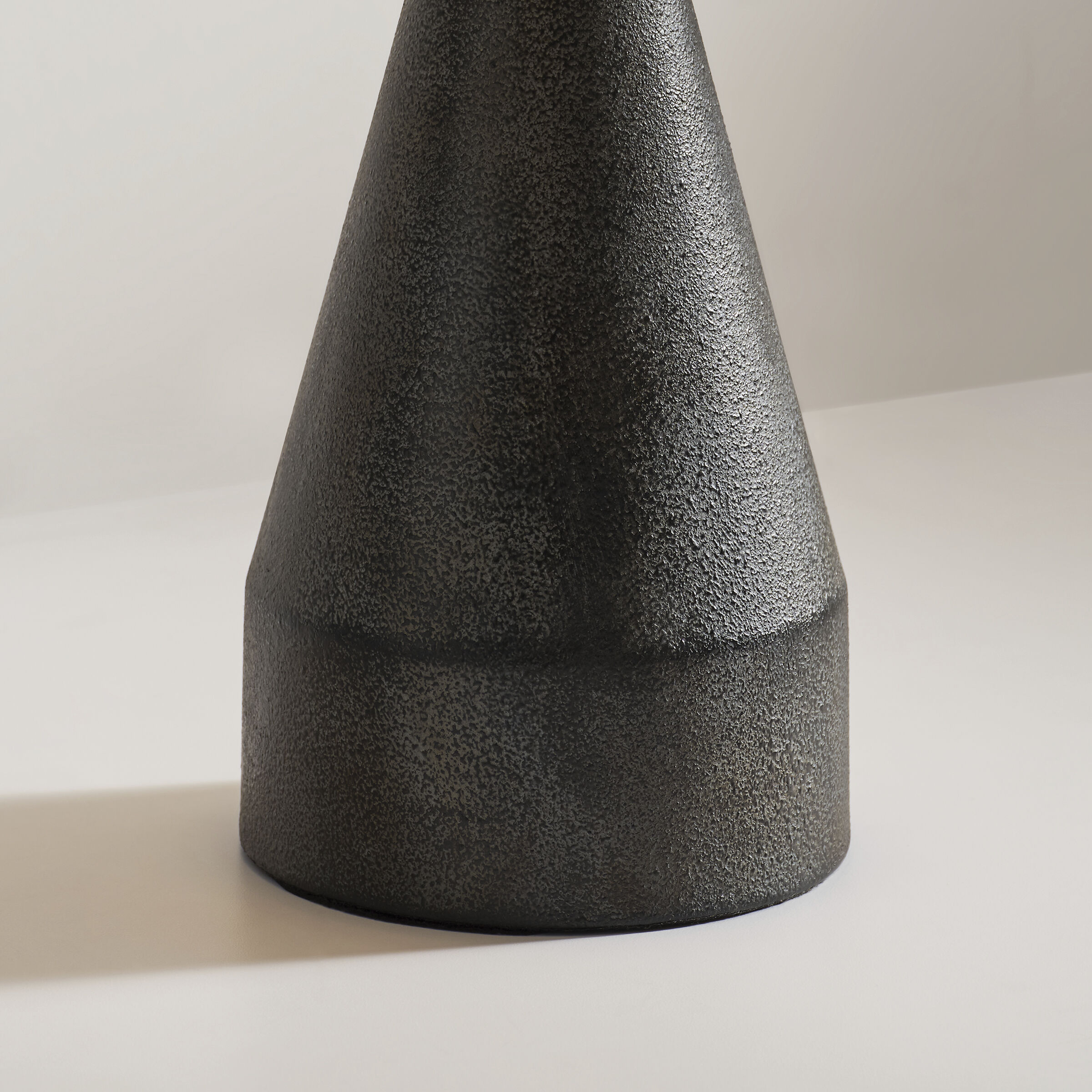 Kelly by Kelly Wearstler Brachion 20.88 inch 60 watt Black Pearl Table Lamp Portable Light