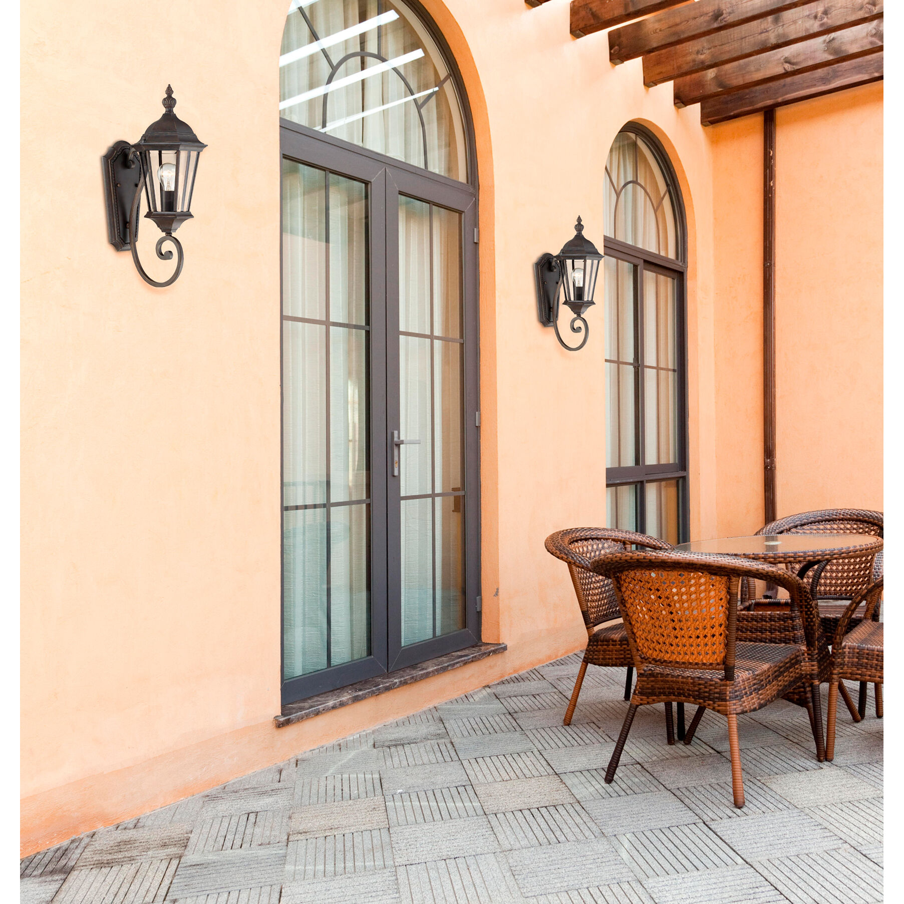 Wakefield Outdoor Wall Lantern