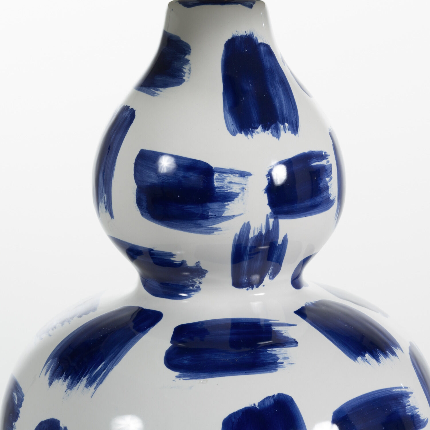 Luca 29 inch Blue & White Painted Ceramic / Antique Brass Table Lamp Portable Light